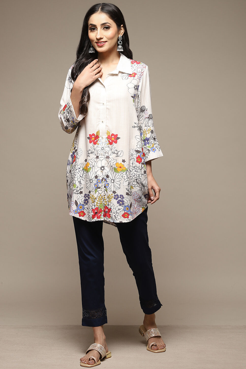 Off White LIVA Printed Shirt image number 2