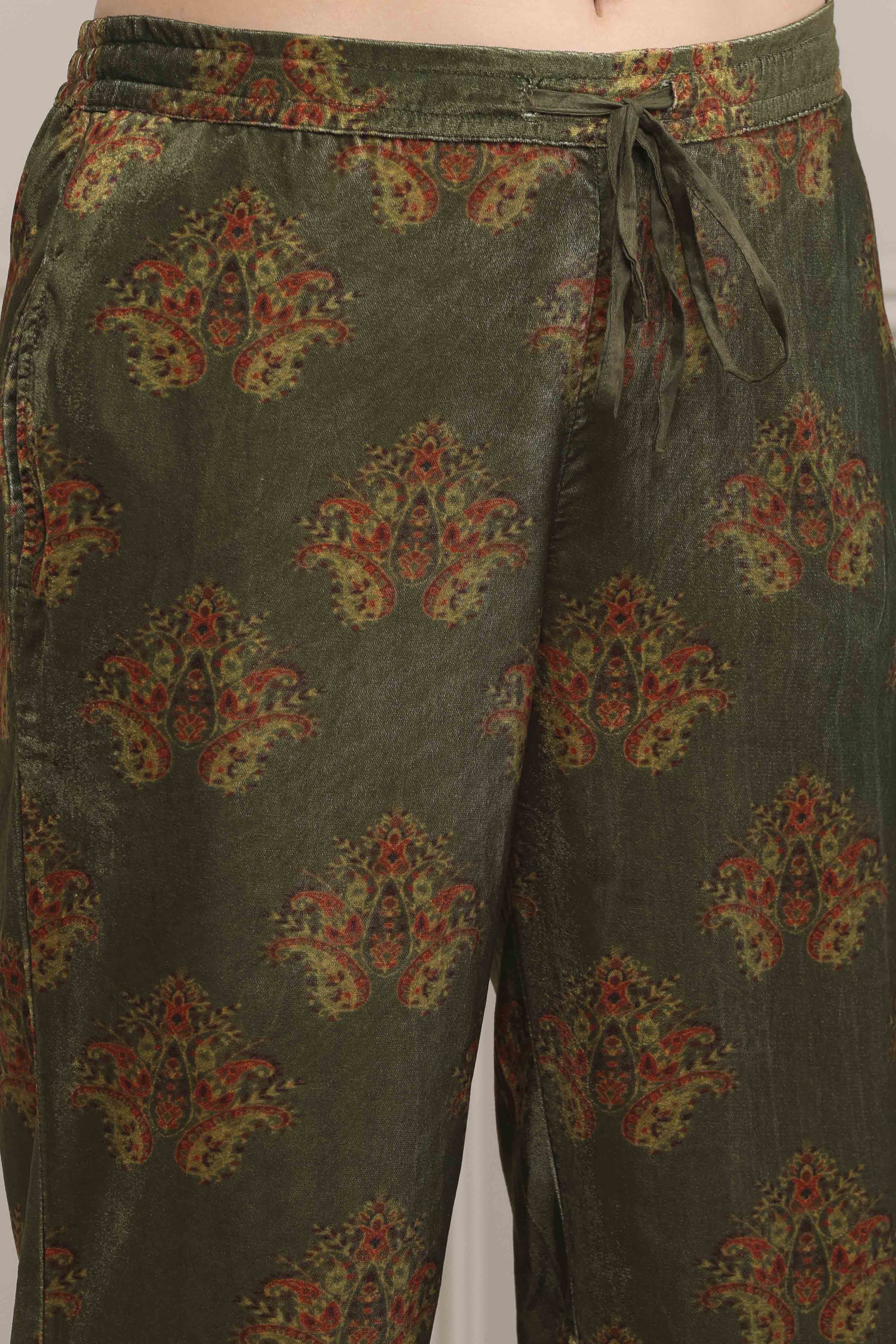 Green Polyester Straight Printed Kurta Set image number 2
