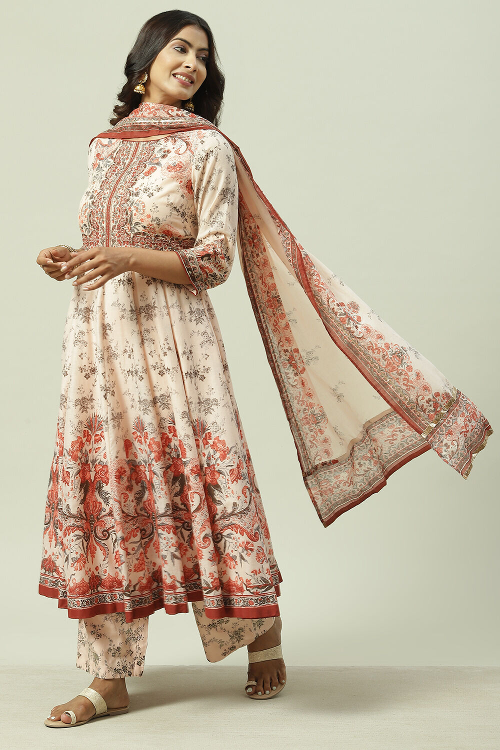 Black Cotton Silk Anarkali Kurta Palazzo Suit Set image number 5