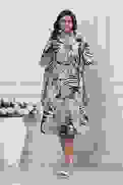 Black Cotton Poplin Flared Dress image number 5