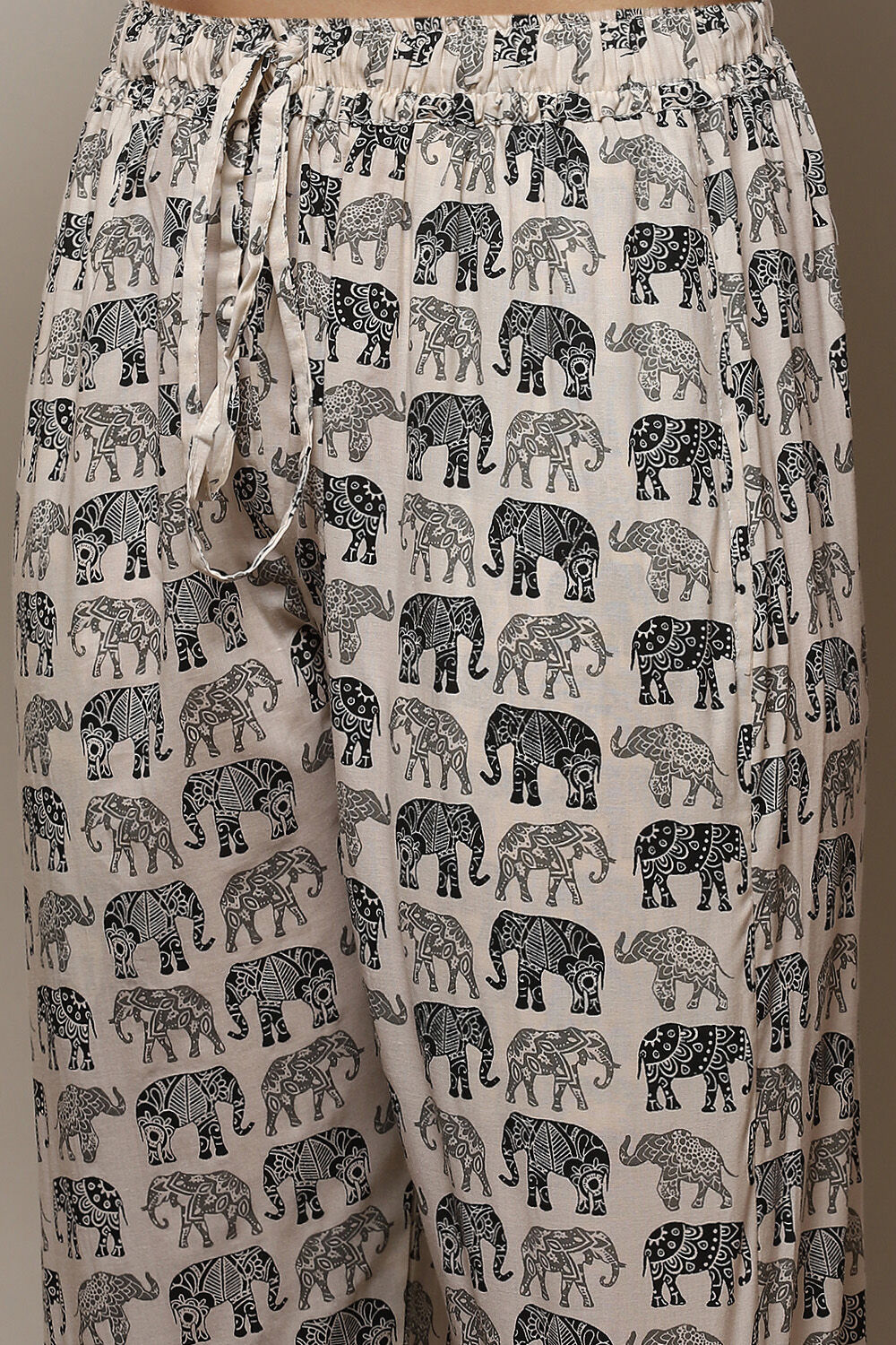 Off White Cotton Handloom Unstitched Suit Set image number 3