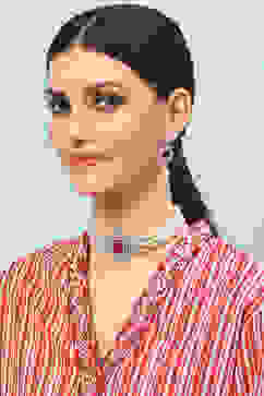 Red Alloy Necklace Set image number 1