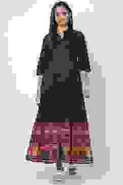 Black Cotton Tired Dress image number 5