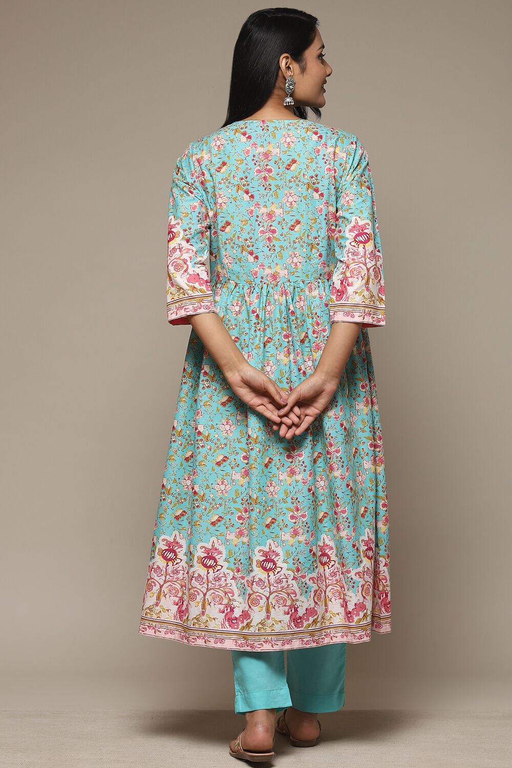 Blue Cotton Gathered Kurta Pants 2 Piece Set image number 4