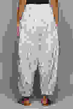 White Blue Cotton Printed Relaxed Salwar image number 4