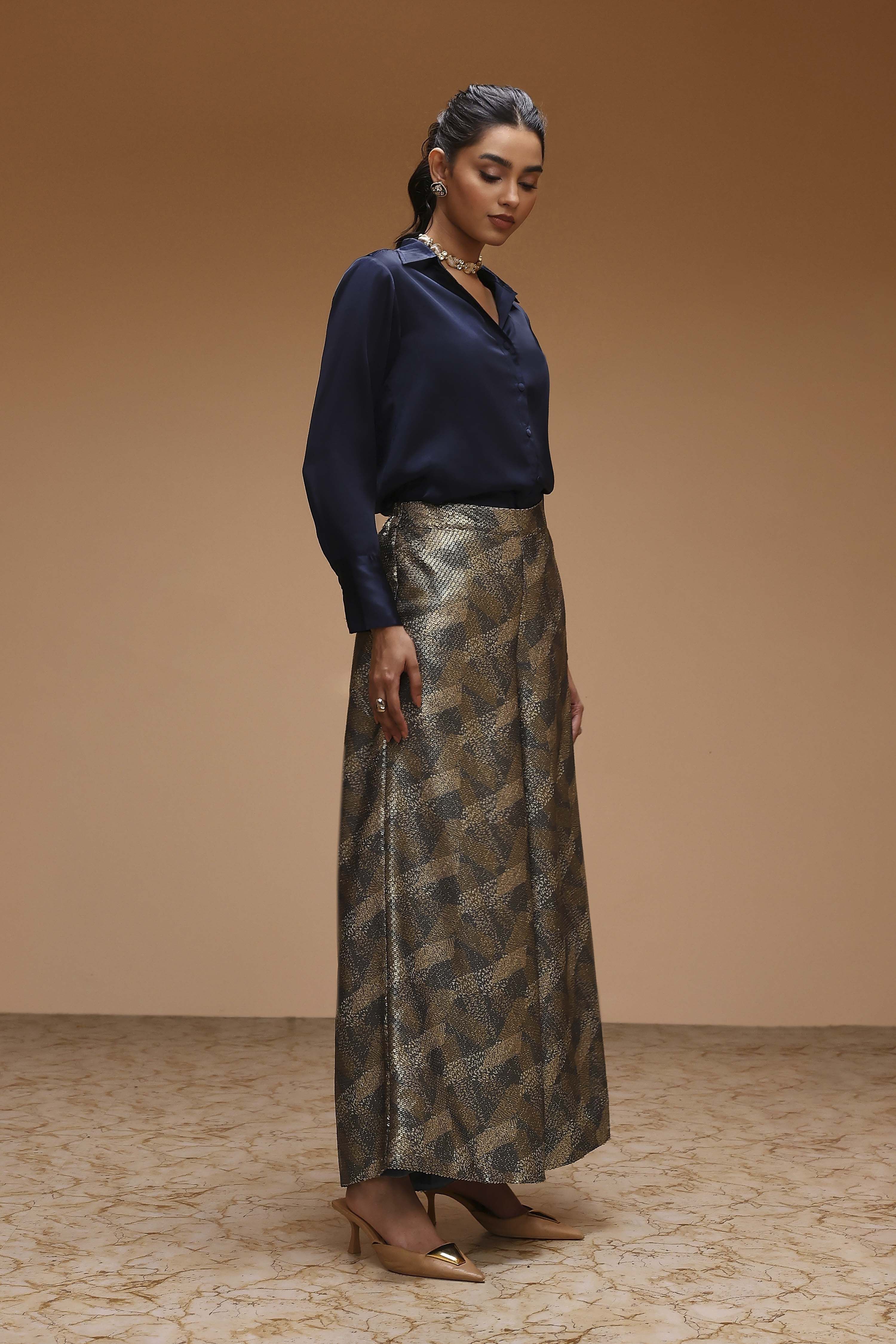 Navy Blue Art Silk Sequinned Co-ord Set image number 5