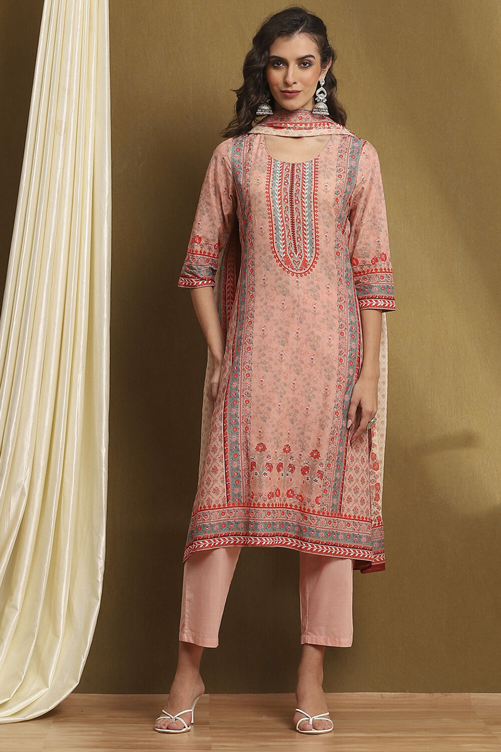 Moss Green Cotton Floral Printed Straight Suit Set image number 6