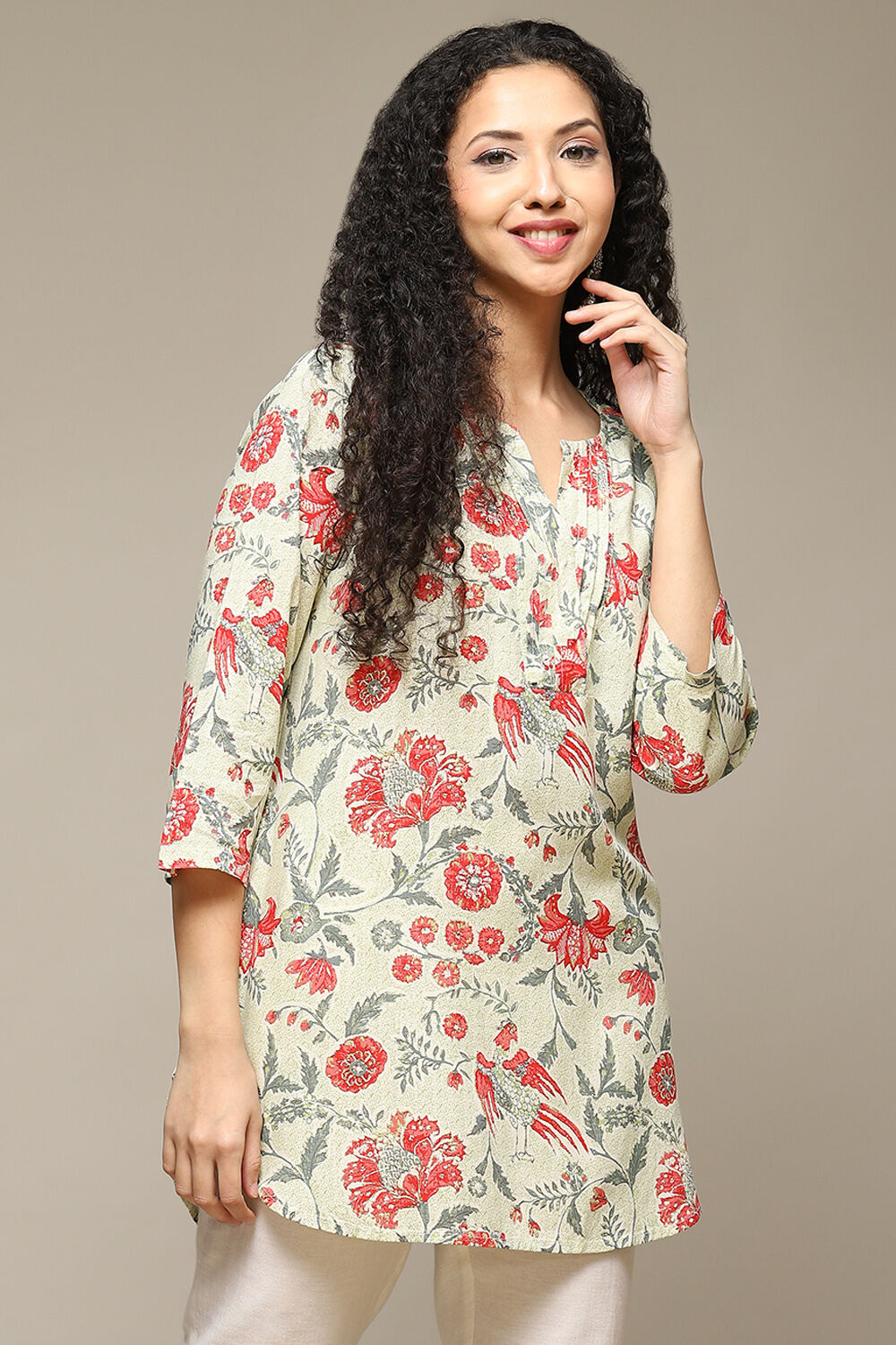 Ecru Rayon Printed Kurti image number 4