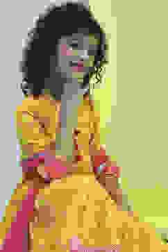 Yellow Cotton Printed Tiered Suit Set image number 7