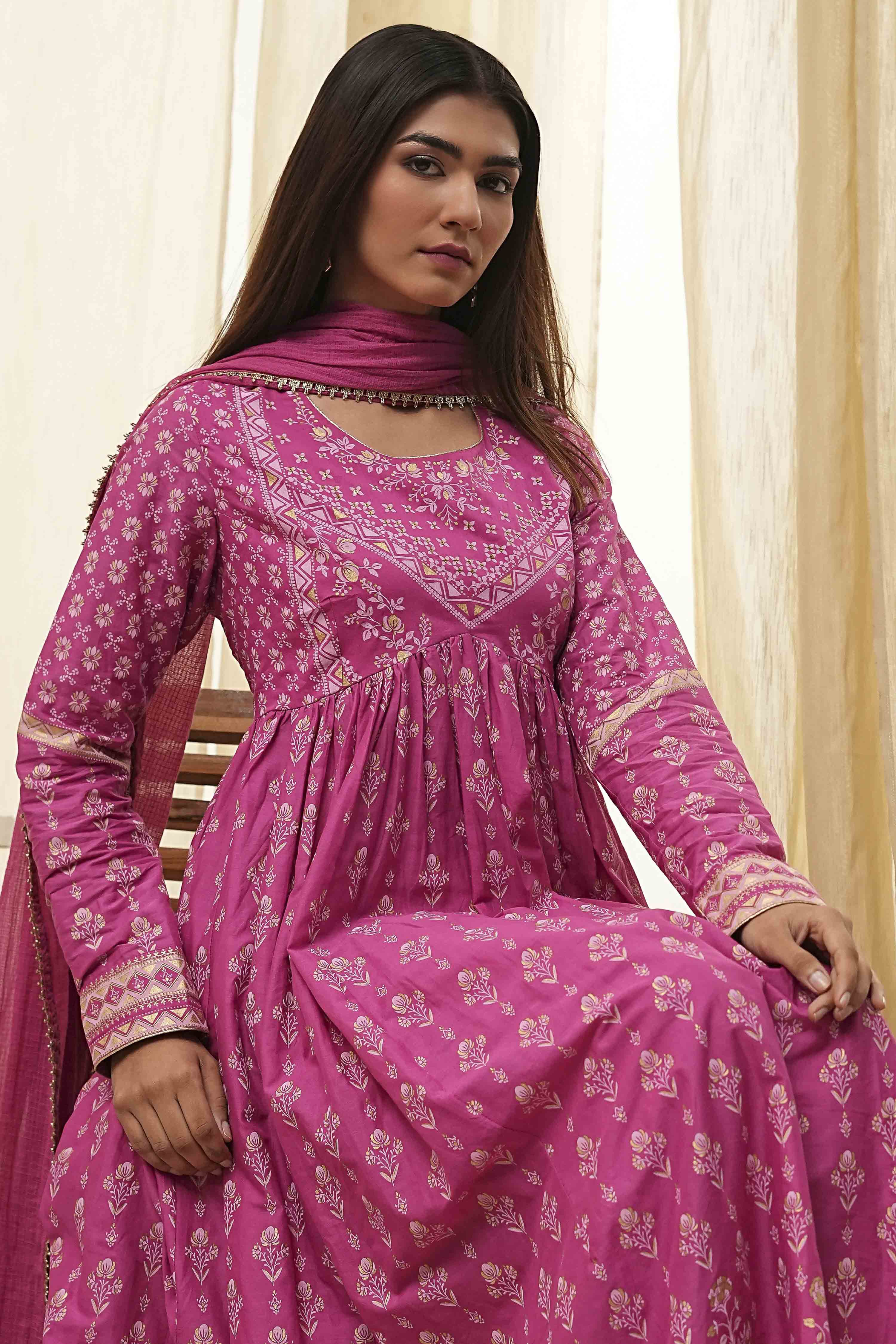 Onion Pink Cotton Printed Anarkali Suit Set image number 6