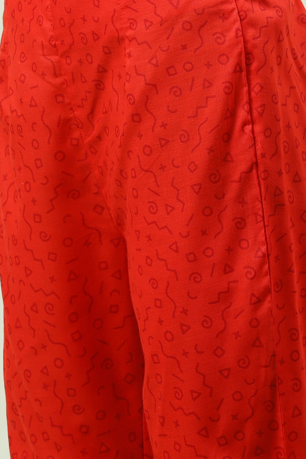 Black Cotton Screen Print Unstitched Suit Set image number 2