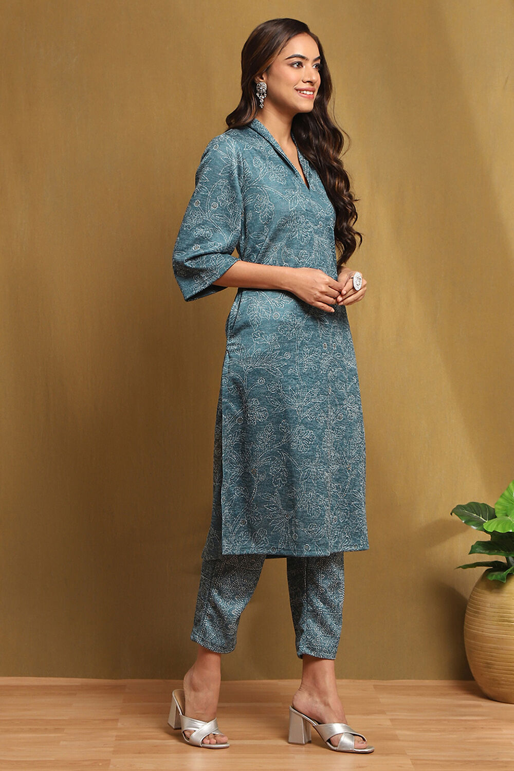 Teal Knit Straight Set image number 5