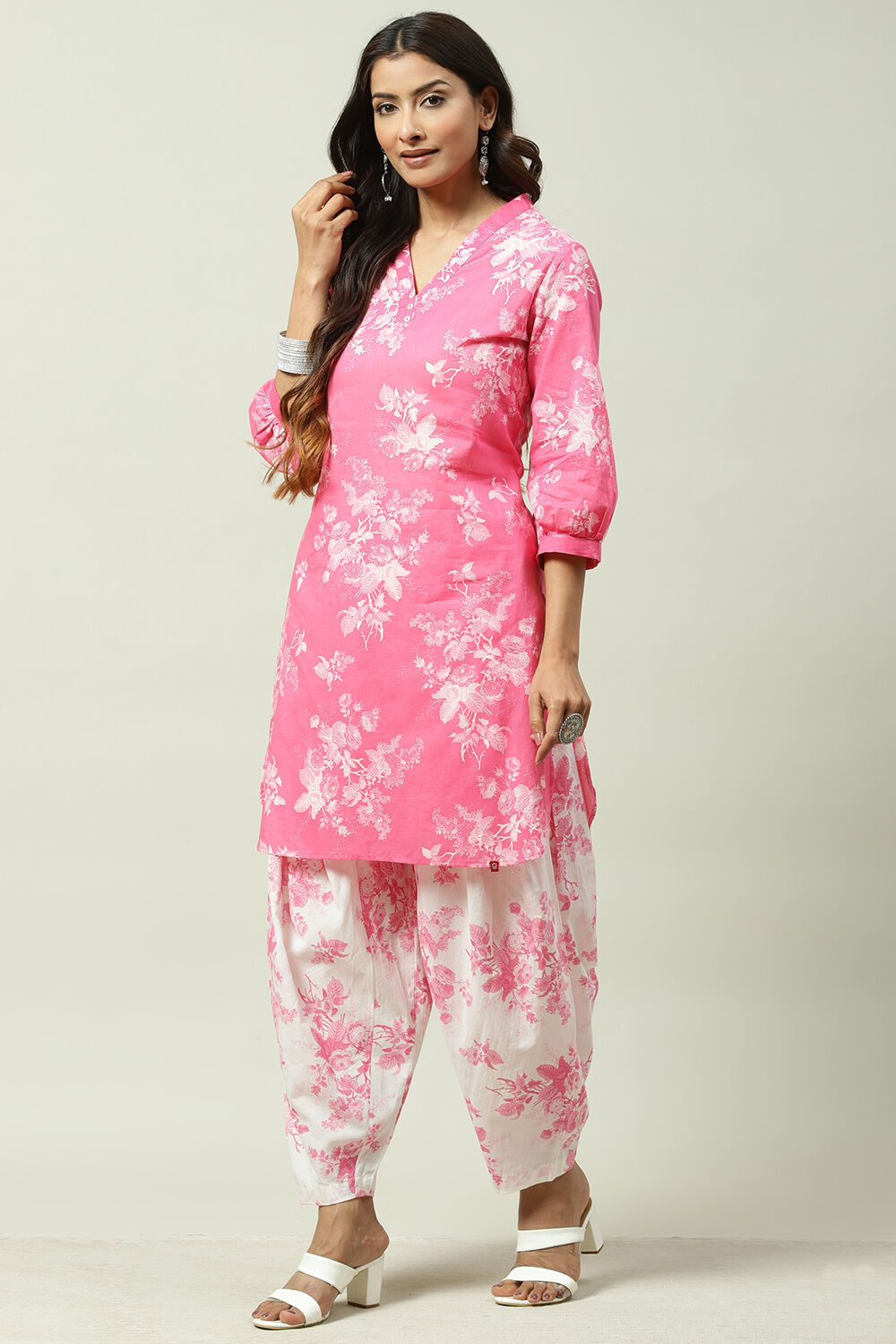 Pink Cotton Straight Kurta Set image number 3