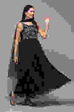 Black Polyester Flared Solid Dress image number 3