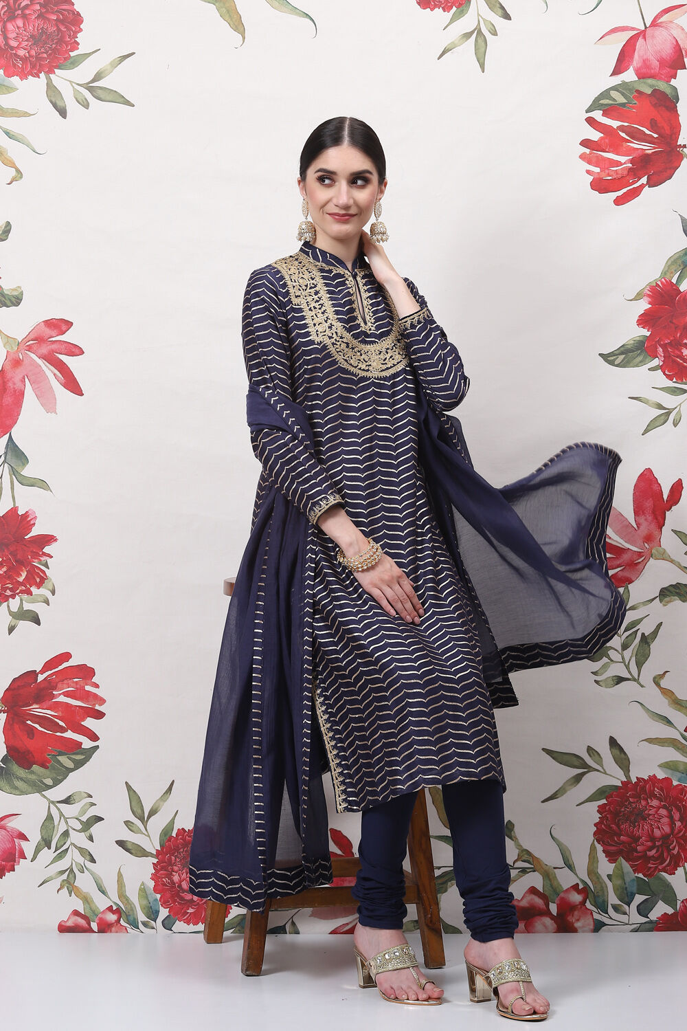 Blue Cotton Silk Straight Yarndyed Suit Set image number 7