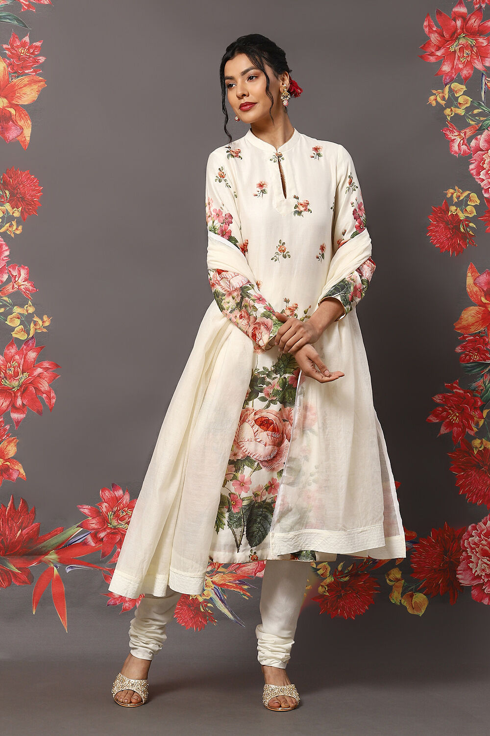 Cream Cotton Blend Straight Kurta Suit Set image number 0