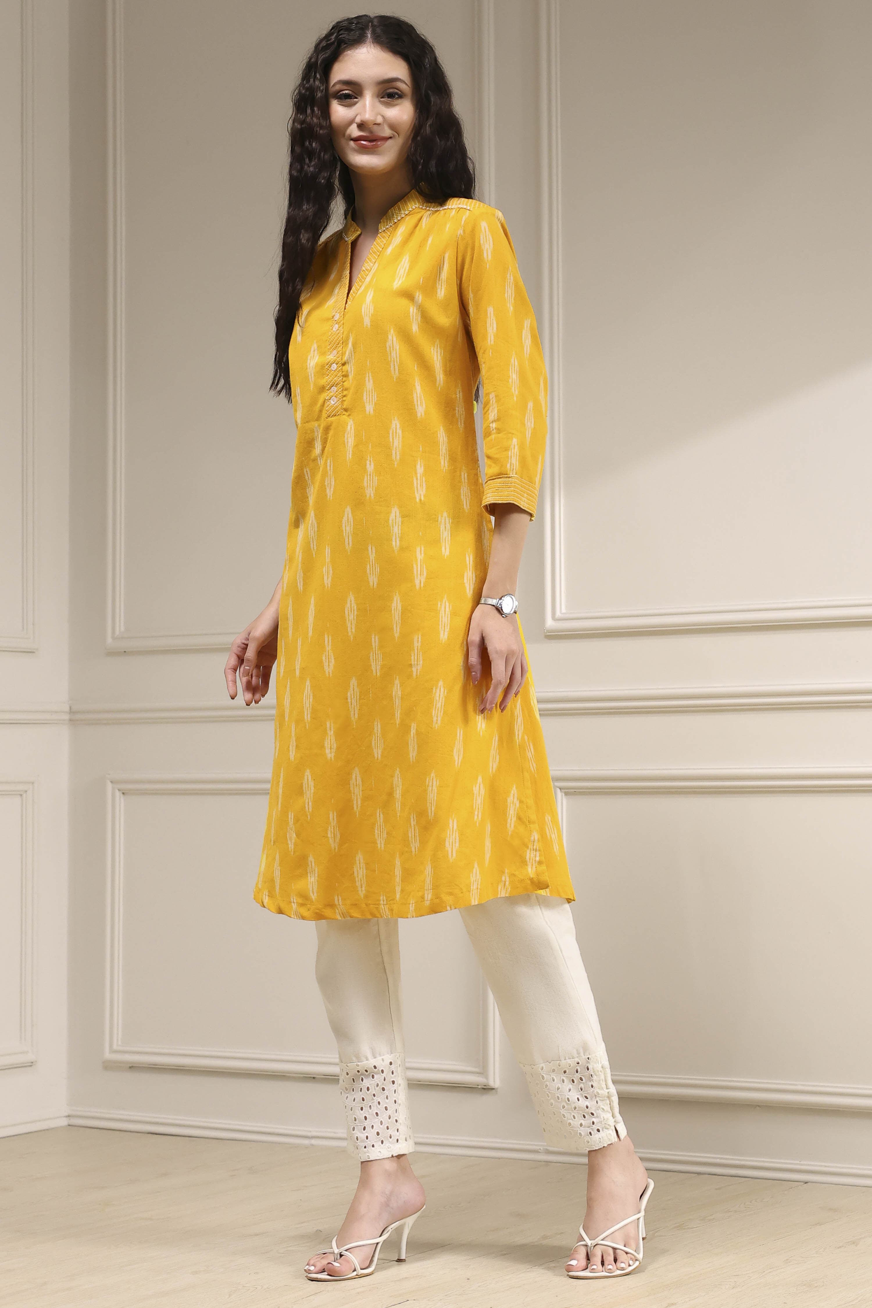 Yellow Cotton Ikat Straight Kurta image number 2