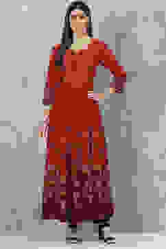 Red Rayon Flared Printed Kurta image number 4