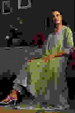 Light Green Organza Embroidered Kalidar Suit Set image number 6