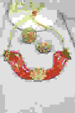 Peach Alloy Necklace Set image number 0