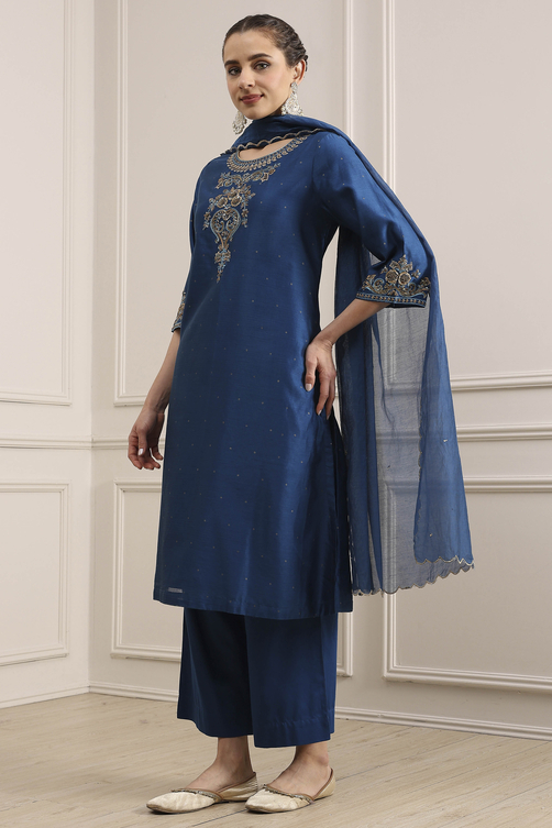 Baisakhi outfits