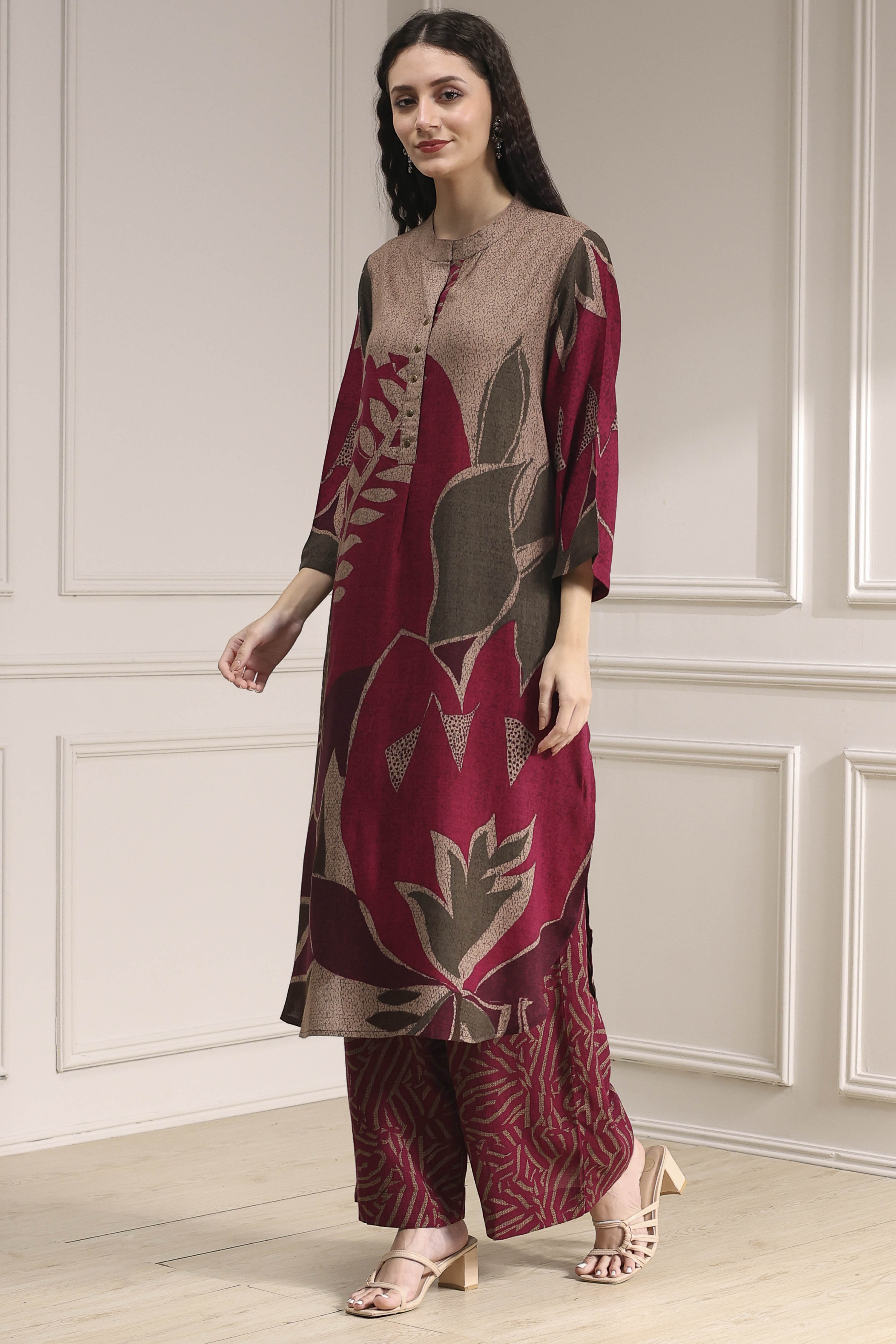 Berry Printed Straight Kurta Set image number 3