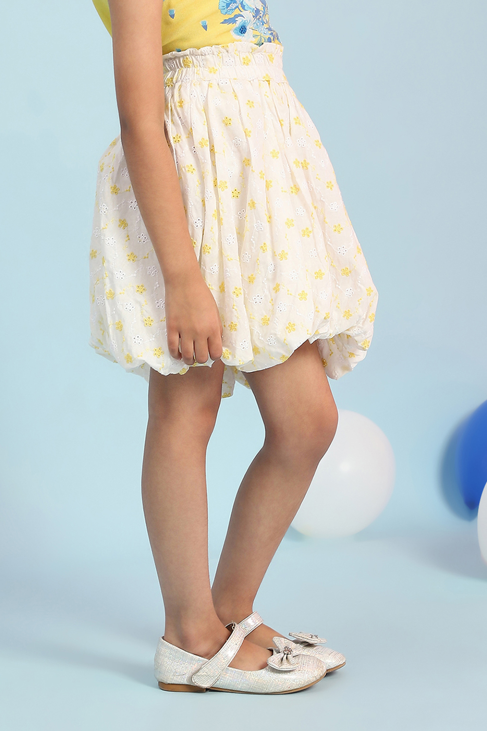 White Cotton Schiffli Skirt image number 3