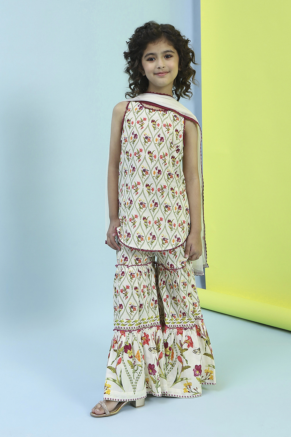 Off-White Cotton Straight Printed Suit Set image number 7