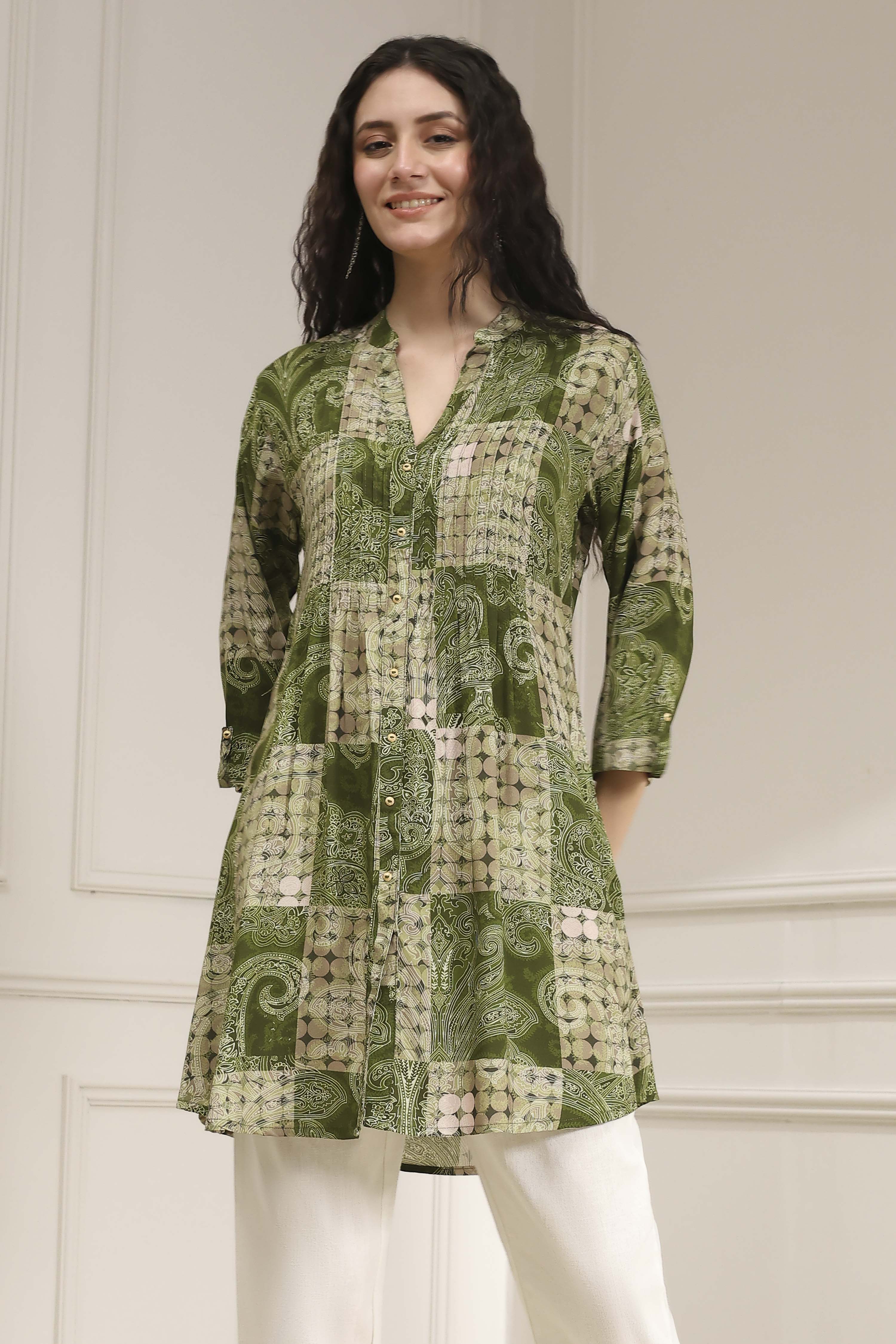 Olive Green Pleated Straight Short Kurta image number 0