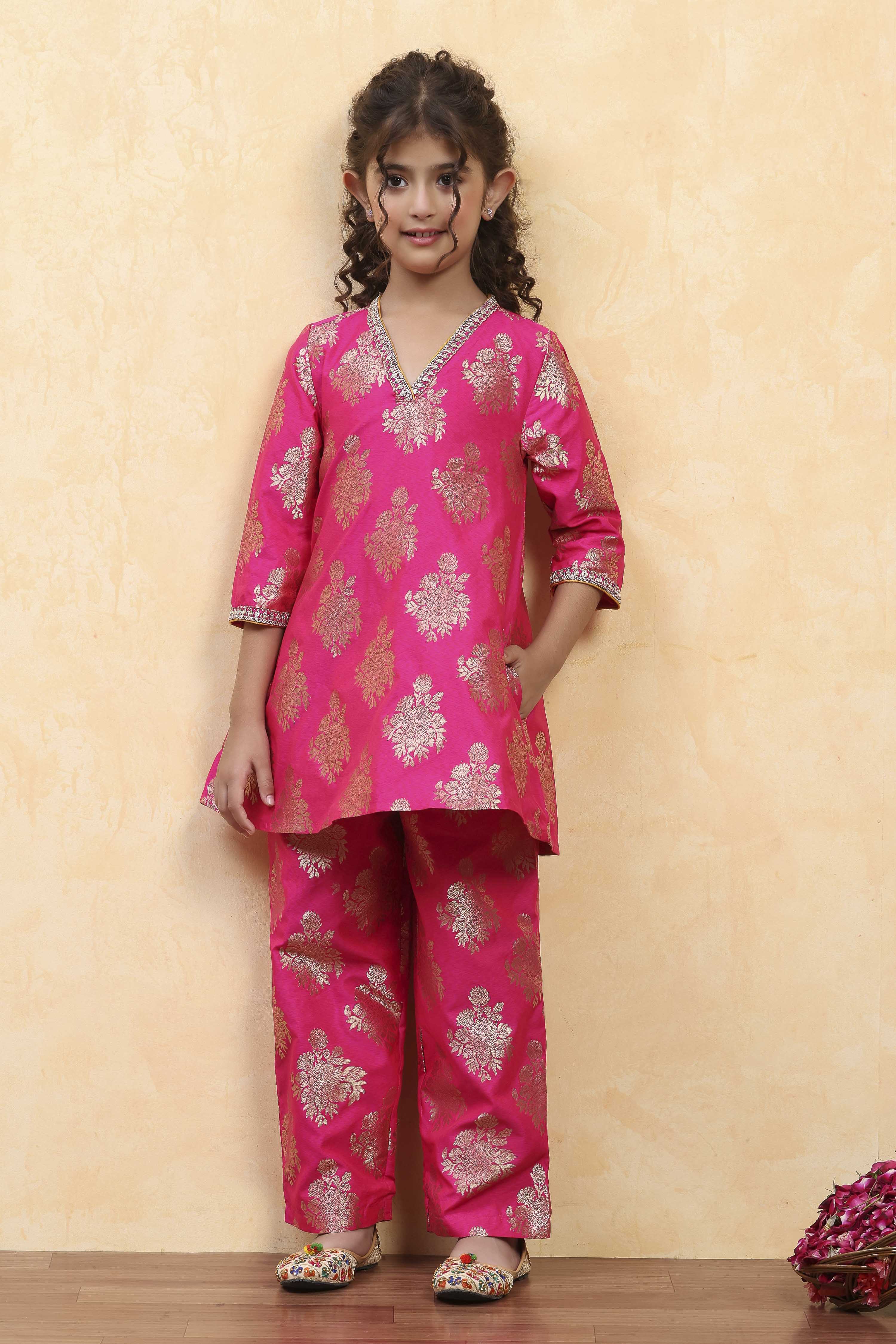 Fuchsia Art Silk Flared Kurta Pants Set image number 6