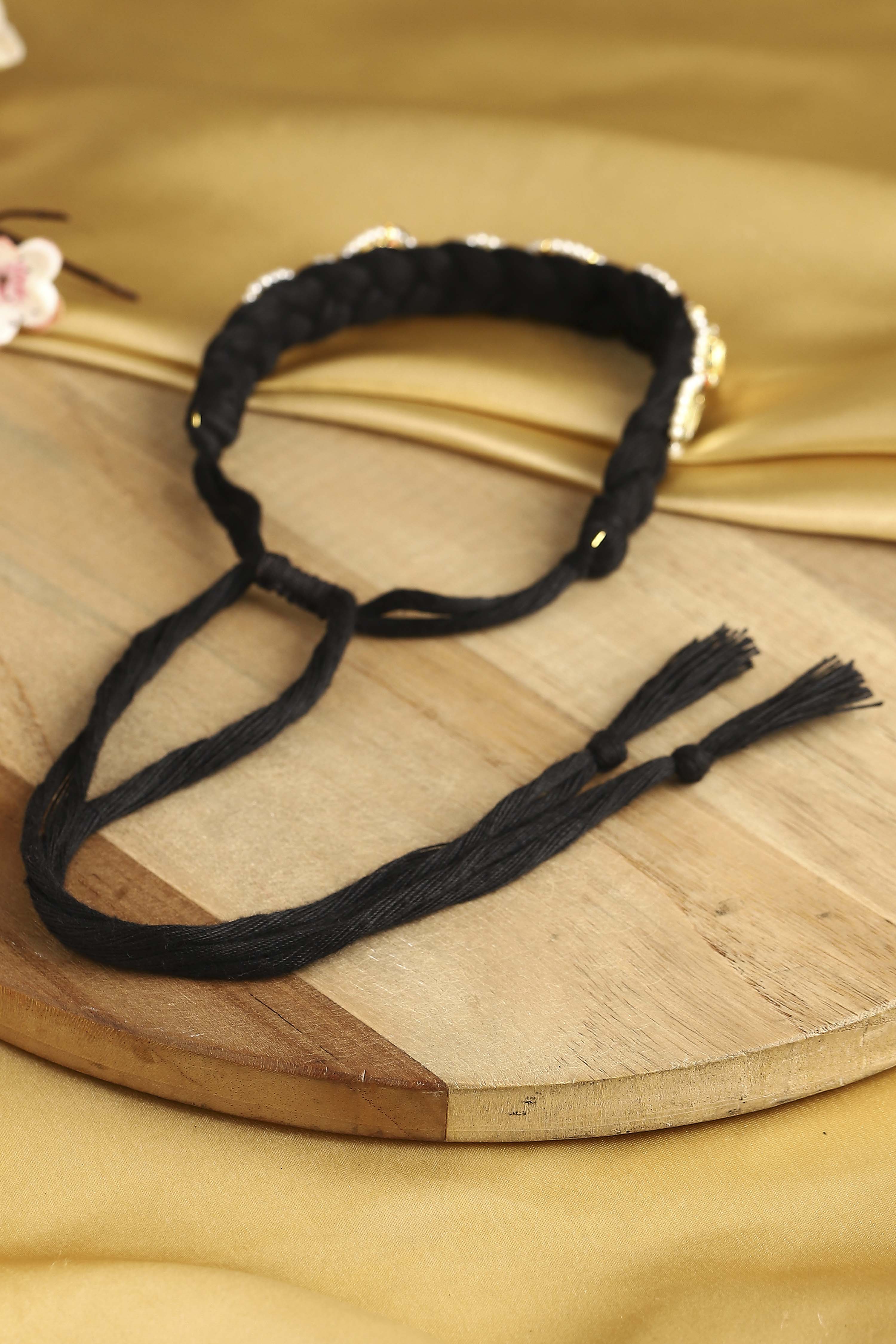Gold Textured Necklace image number 2
