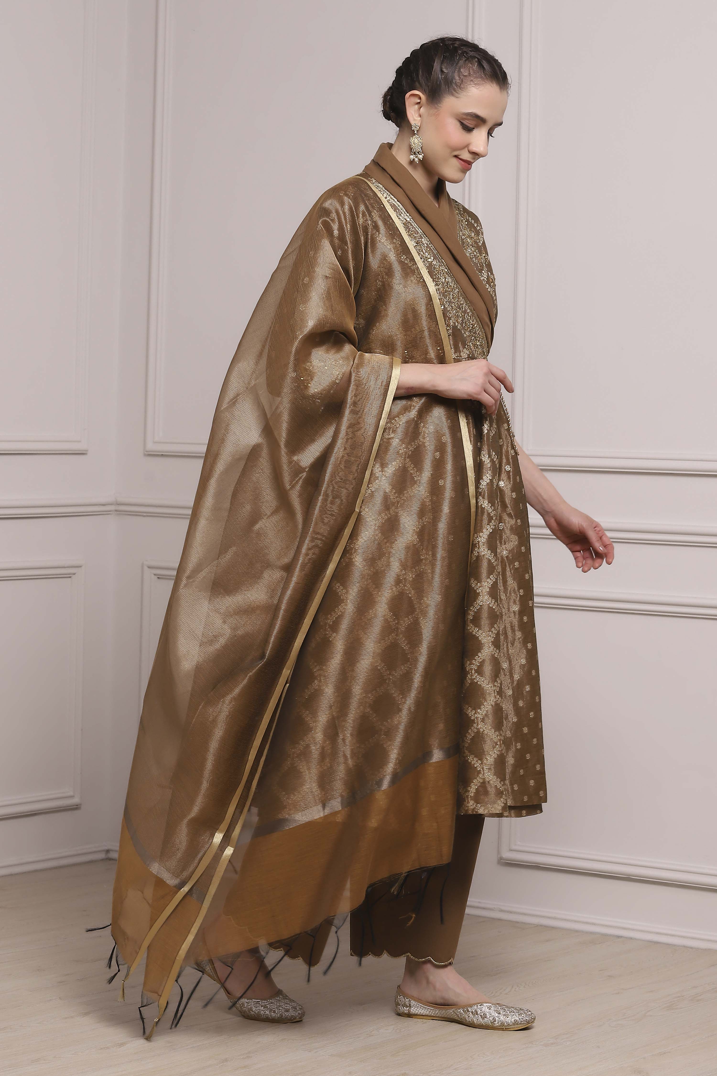 Brown Cotton Anarkali Yarndyed Suit Set image number 5