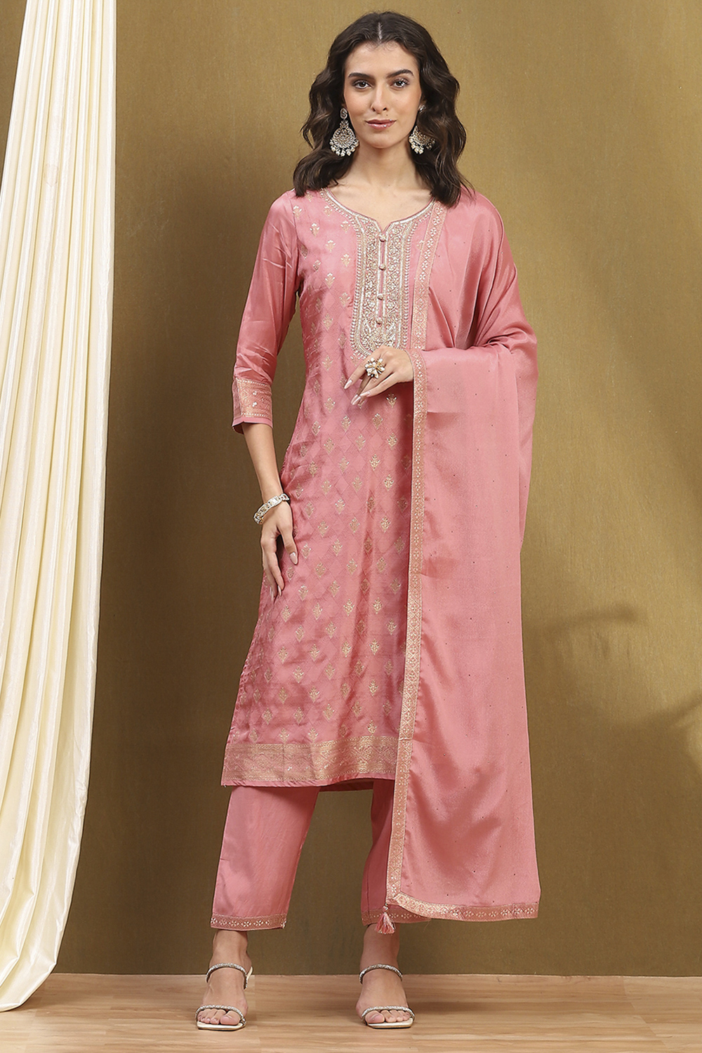 Pink Viscose Blend Yarn Dyed Straight Suit Set image number 6