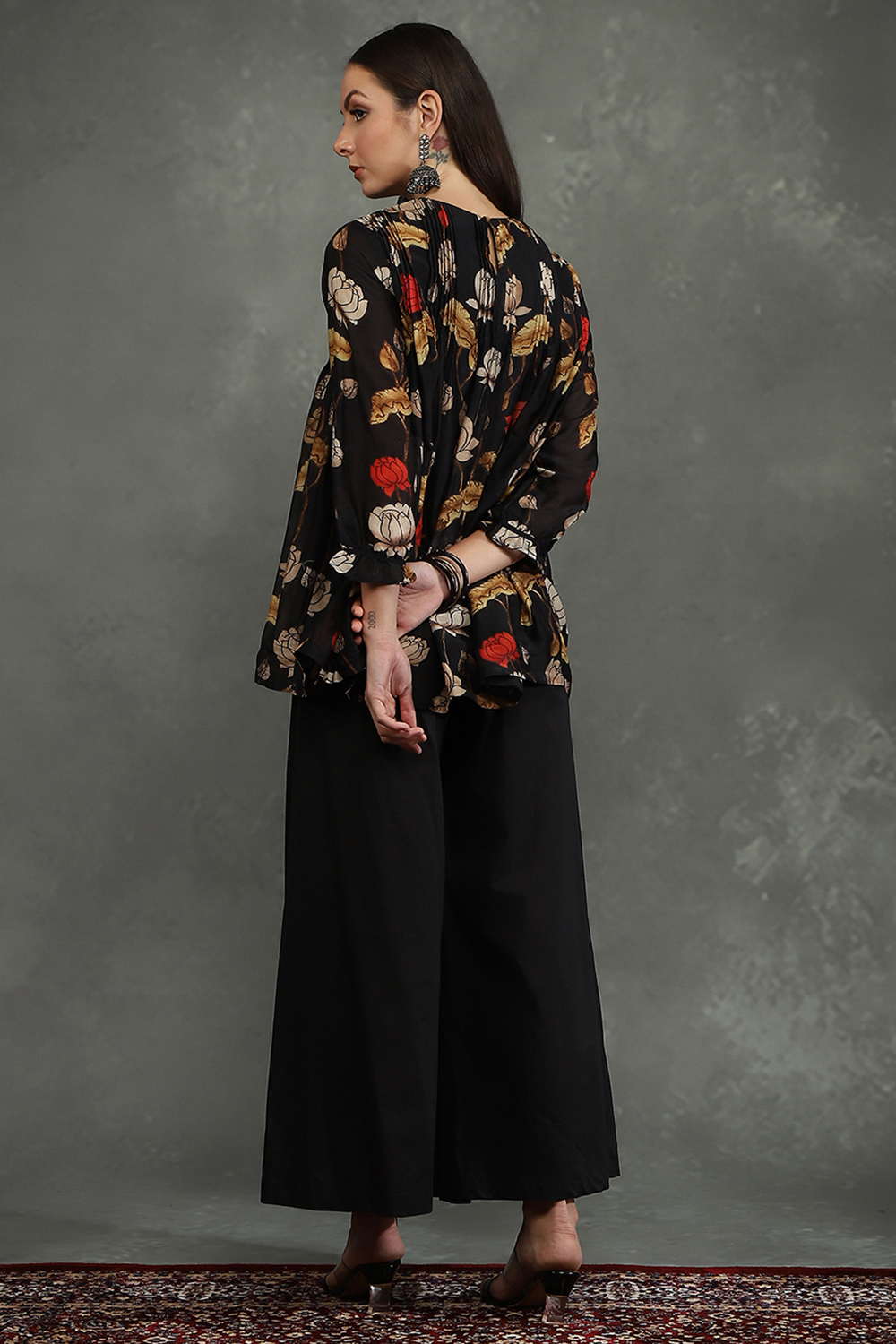 Cream-Colored Silk Chanderi Floral Printed Gathered Co-ord Set image number 4