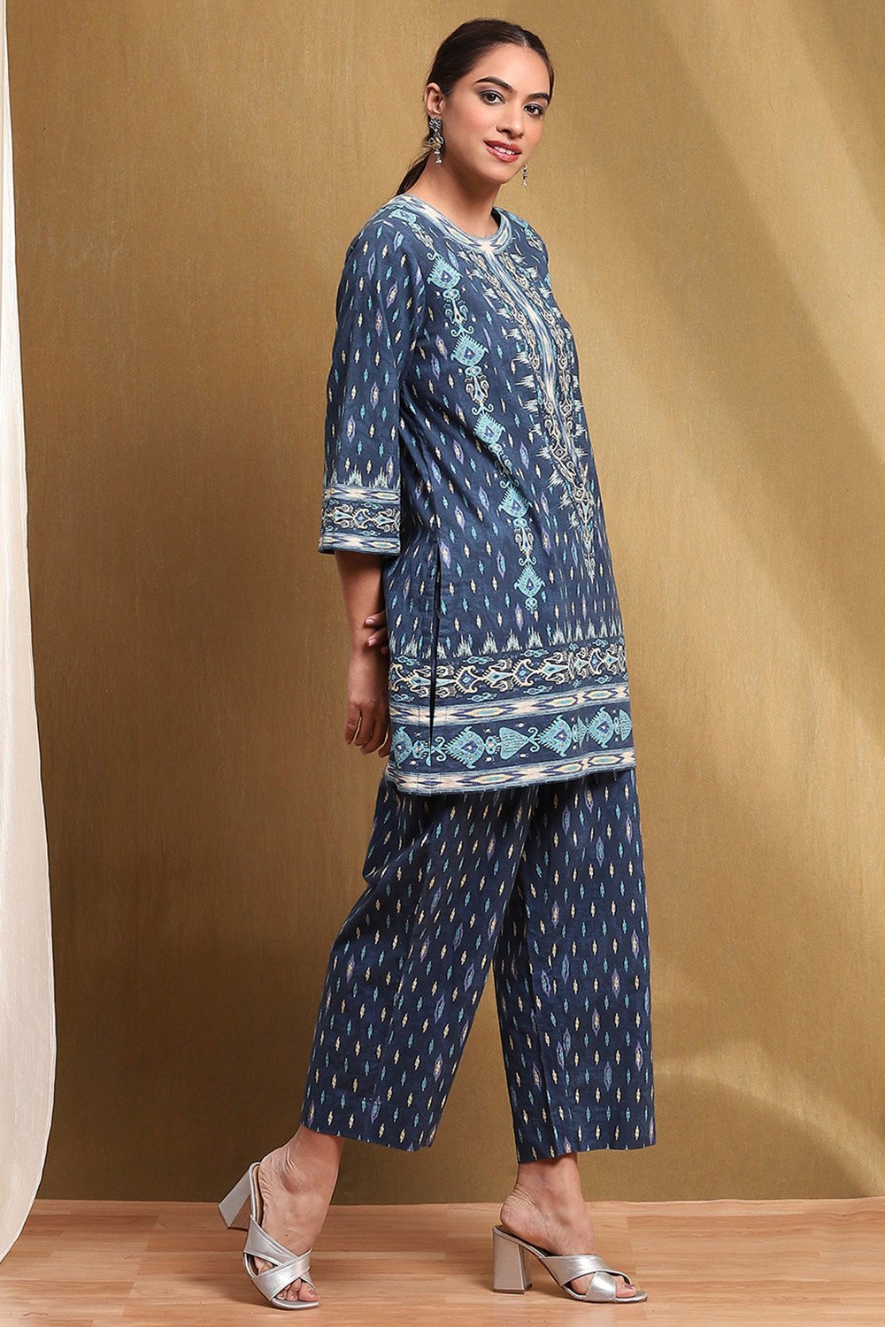 Blue Cotton Printed Straight Kurta Set image number 5