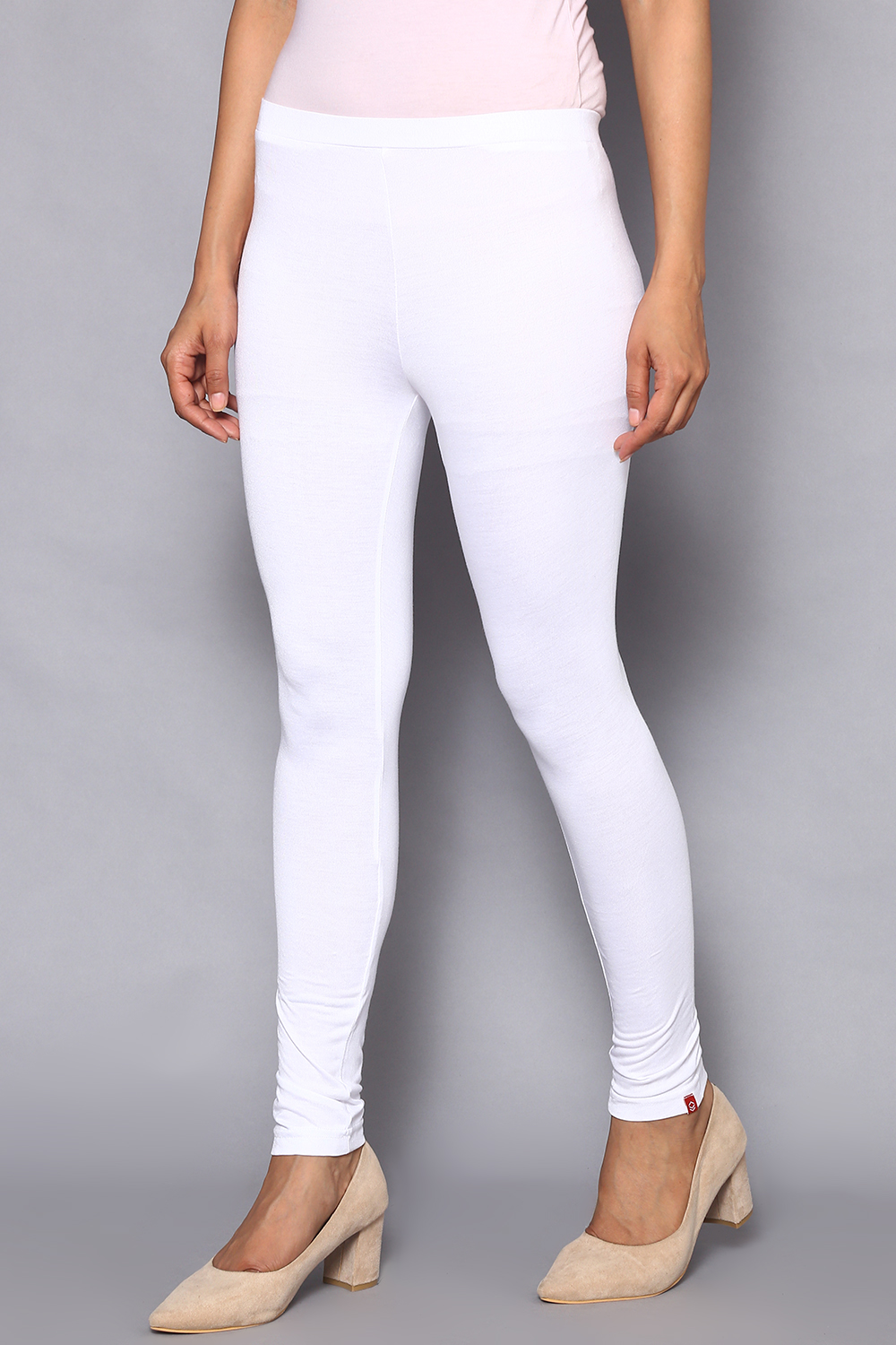 Black Viscose Lycra Solid Leggings image number 2