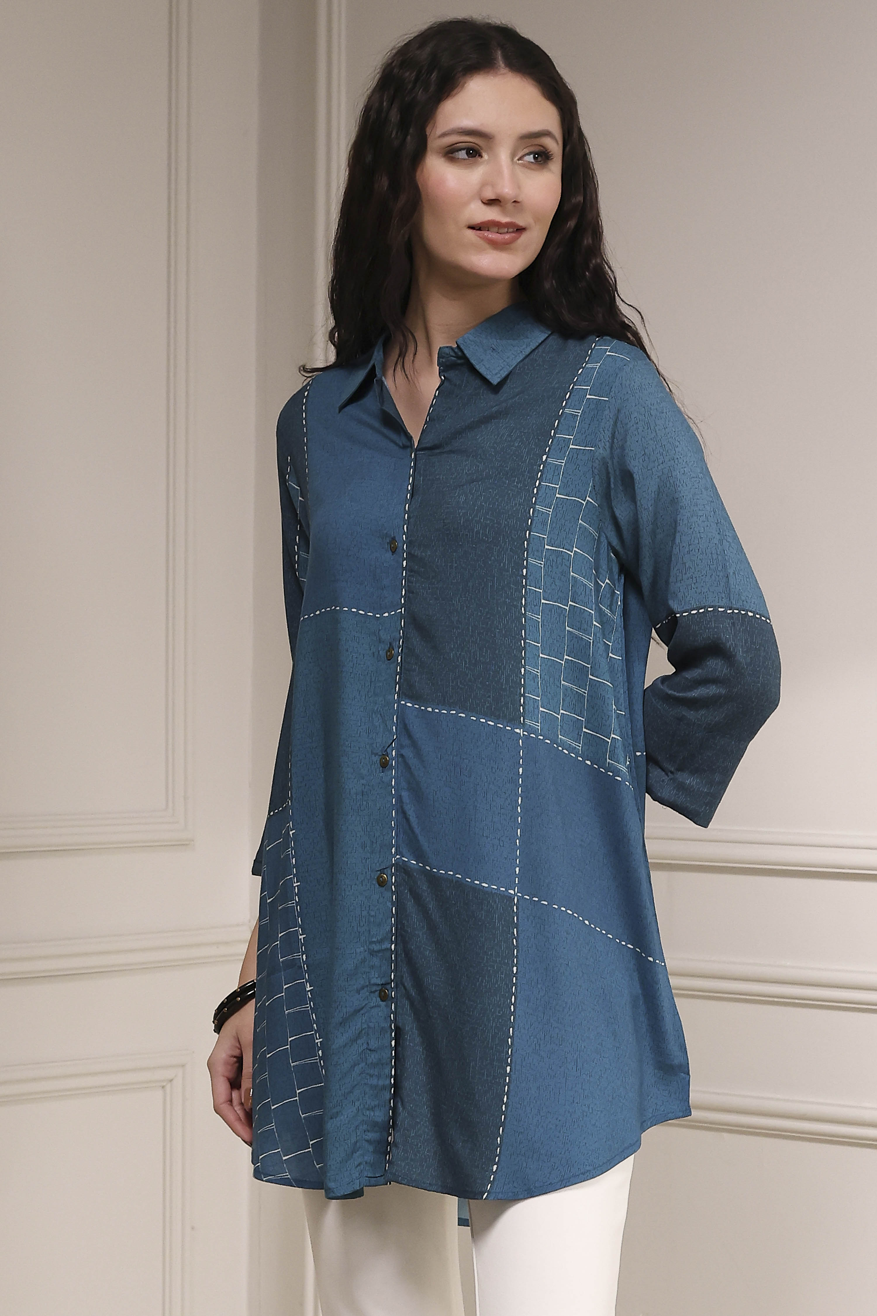 Blue Printed Straight Shirt image number 2