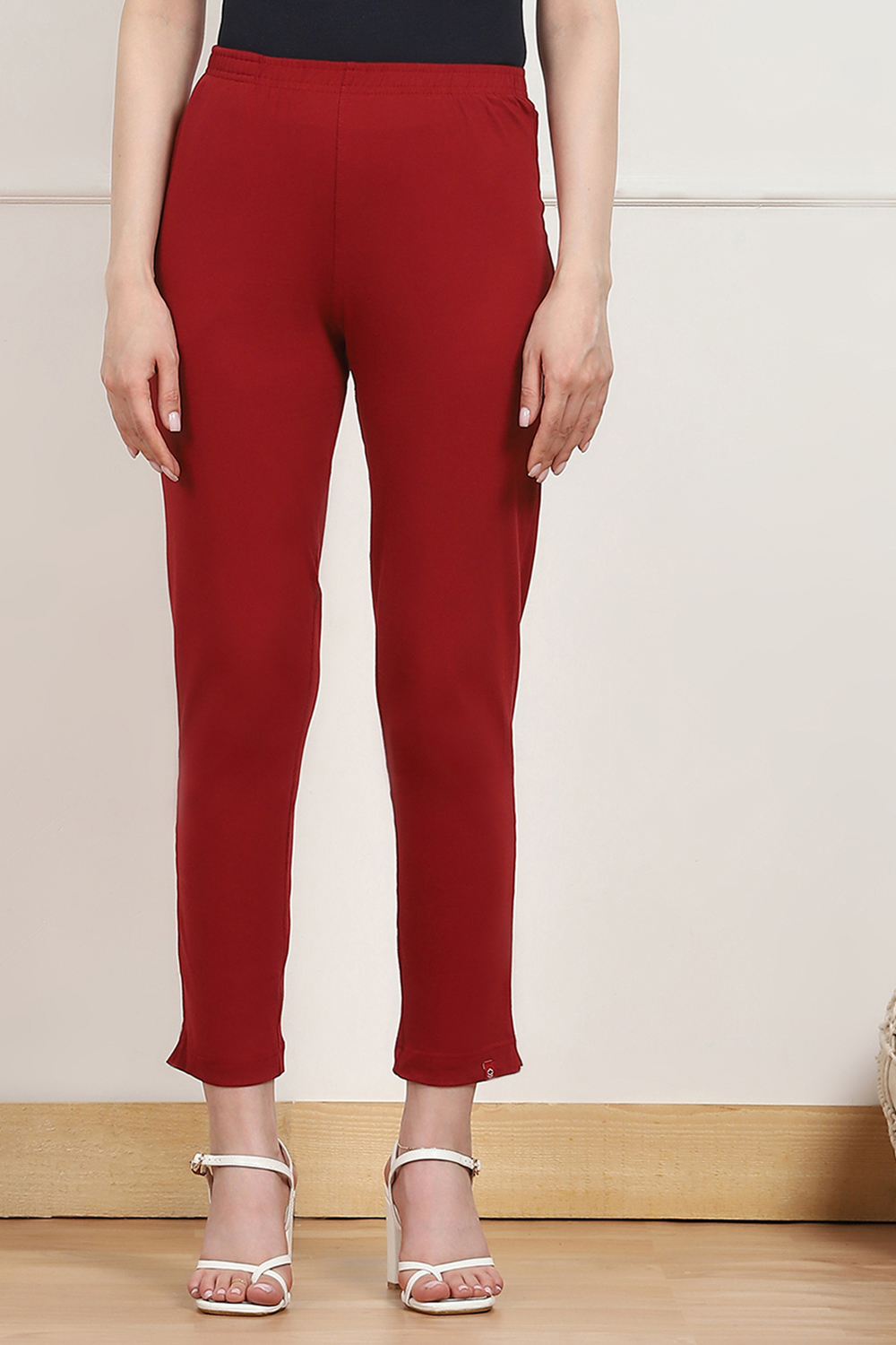 White Cotton Blend Pants image number 4