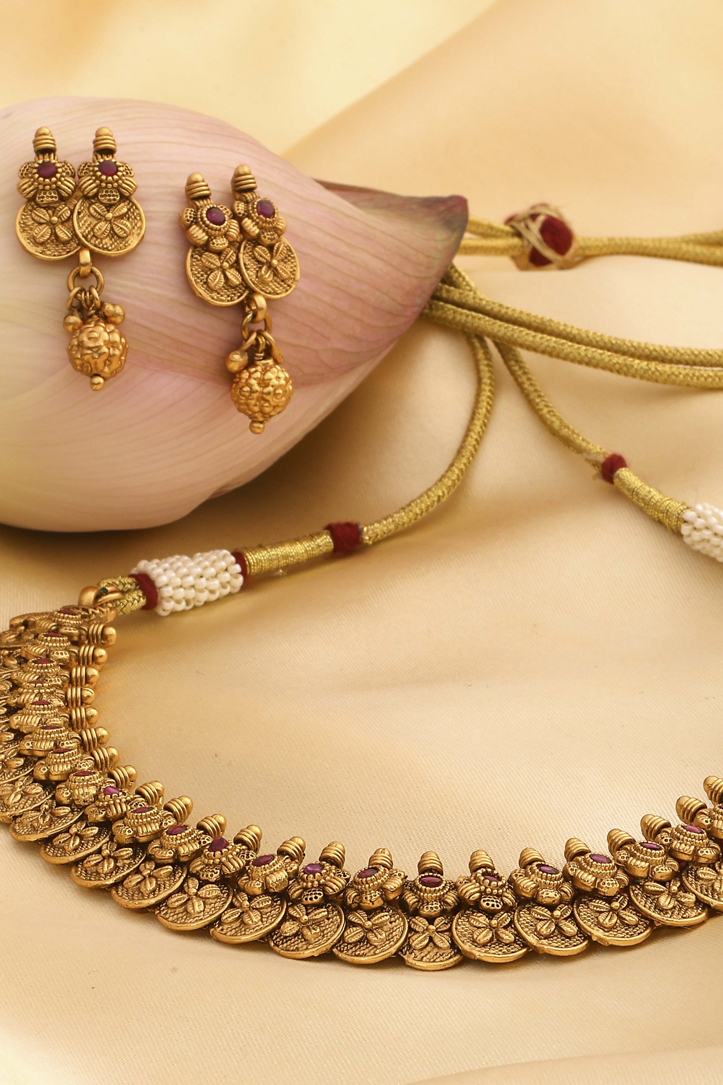 Red Brass Necklace Set image number 2