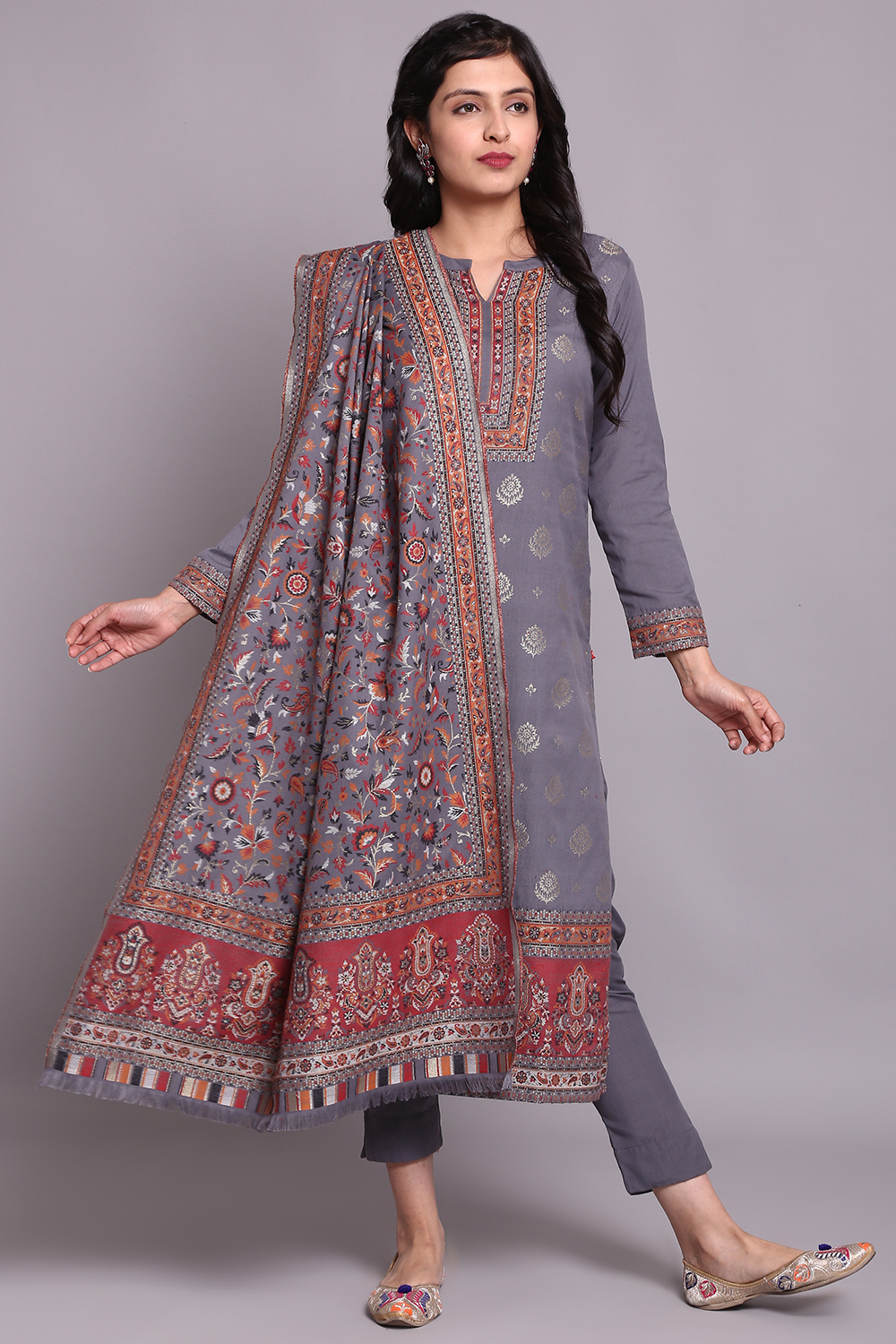 Grey Woollen Spun A-Line Kurta Narrow Pants Suit Set image number 6