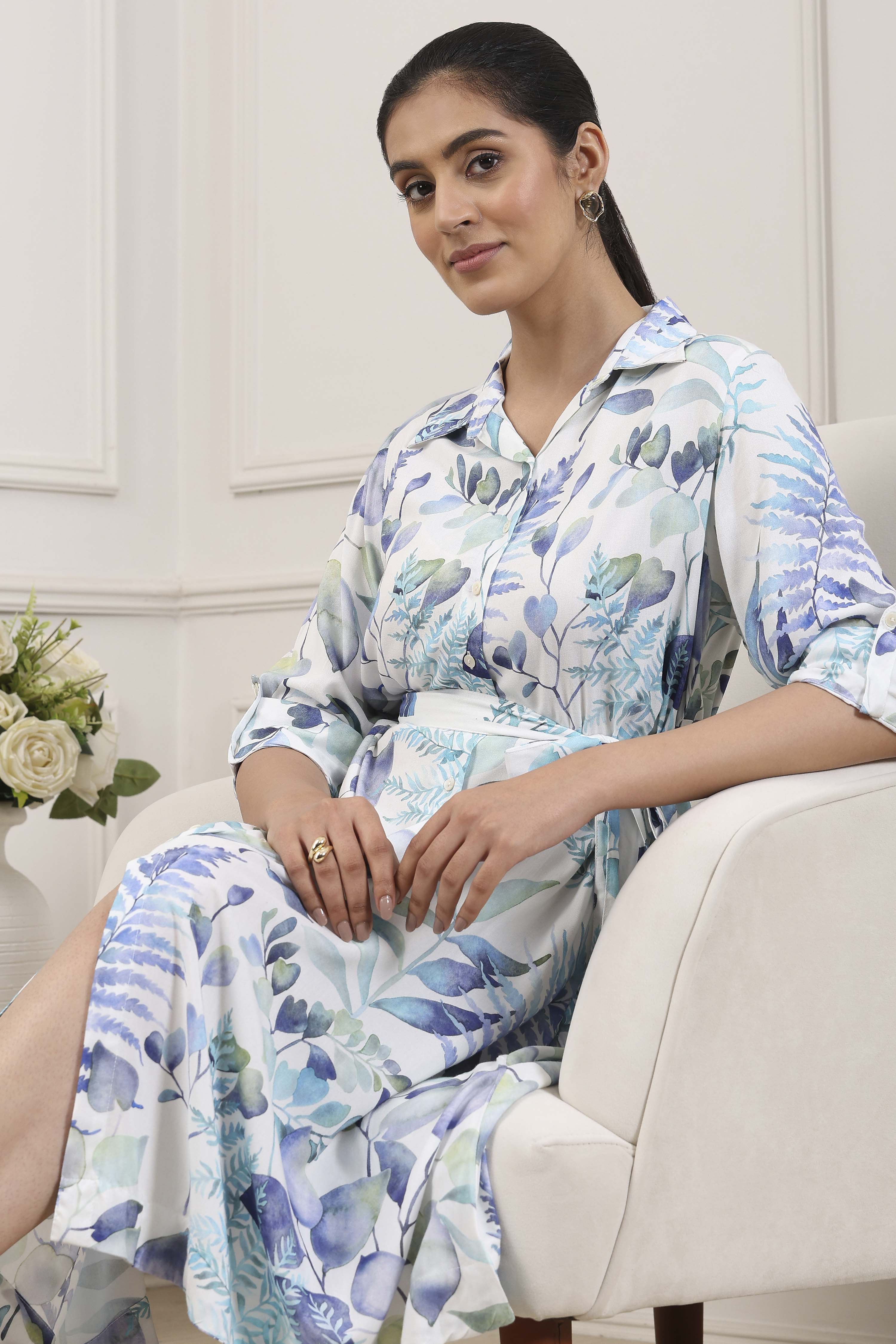 Blue All-Over Floral Printed A-Line Dress image number 6