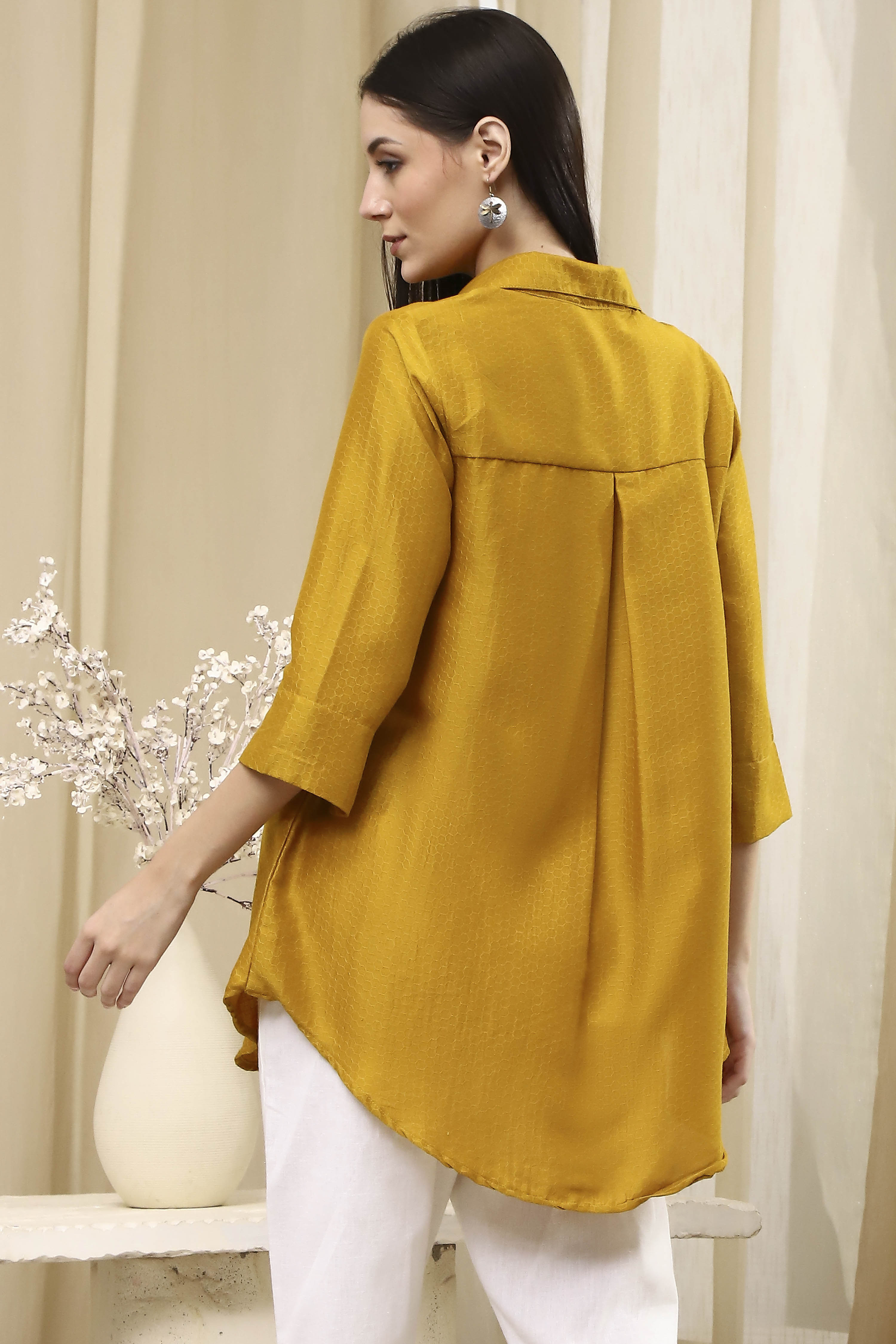 Ochre Yellow Dyed High-Low Shirt image number 3