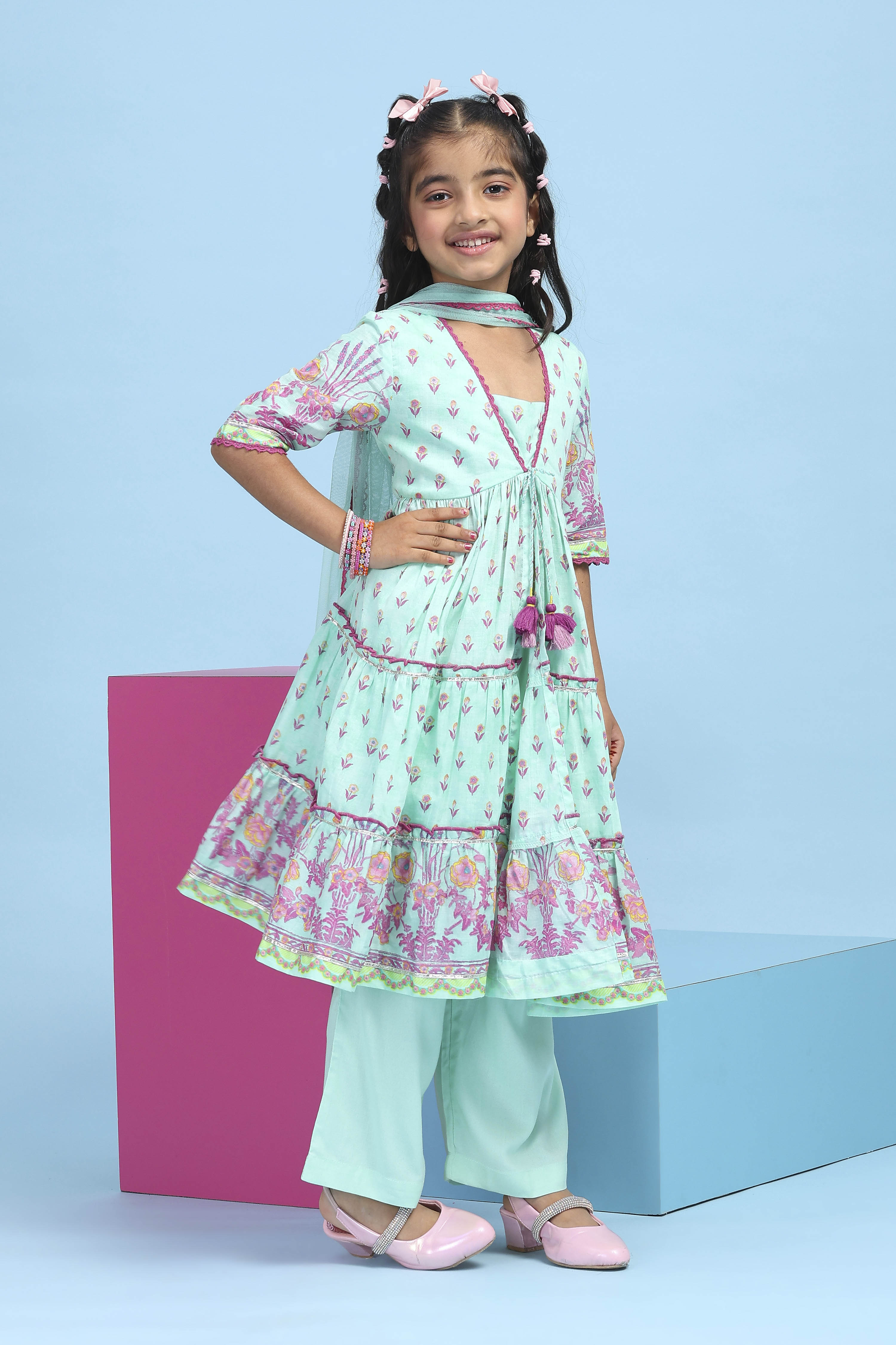 Sea-Green Cotton Printed Tiered Suit Set image number 5
