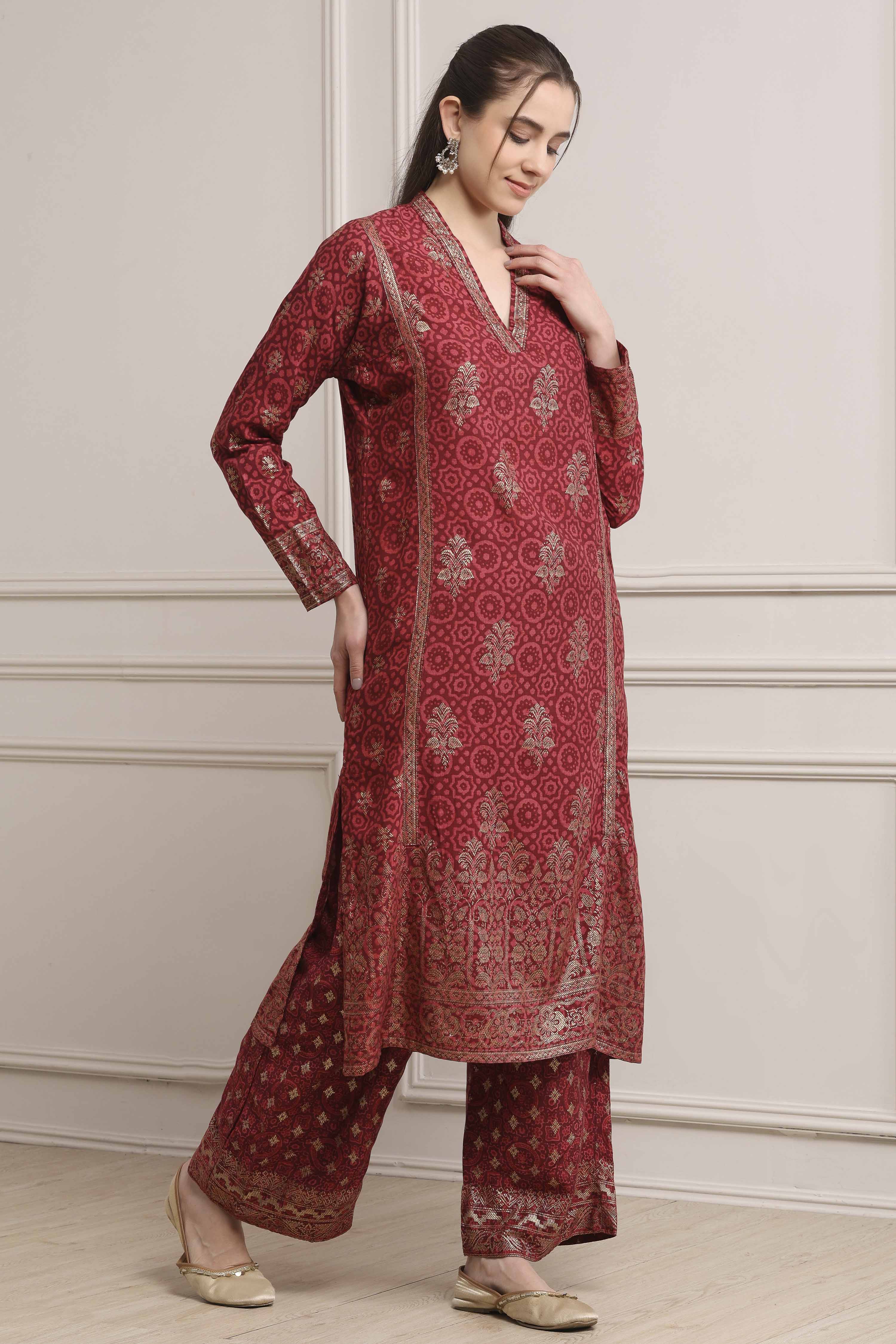 Green Viscose Rayon Straight Kurta Pants Set image number 5