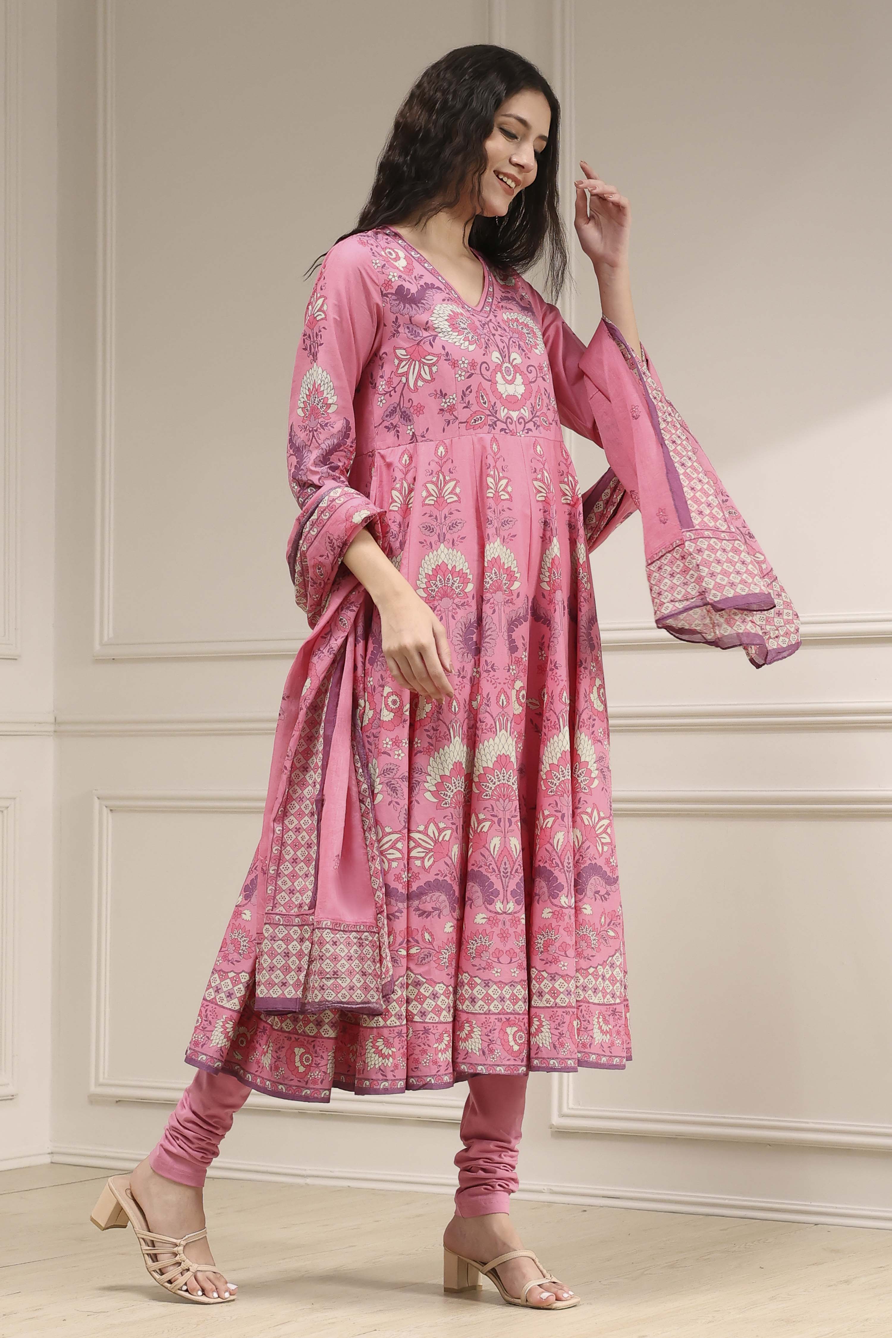 Light Pink Cotton Printed Anarkali Suit Set image number 5