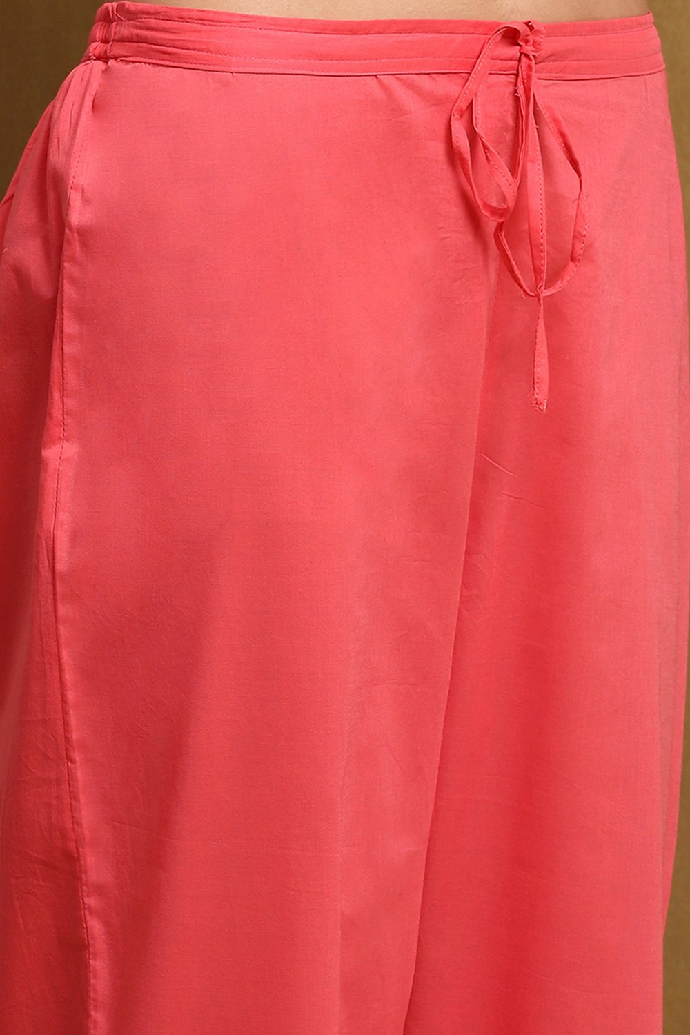 Moss Green Cotton Floral Printed Straight Suit Set image number 2