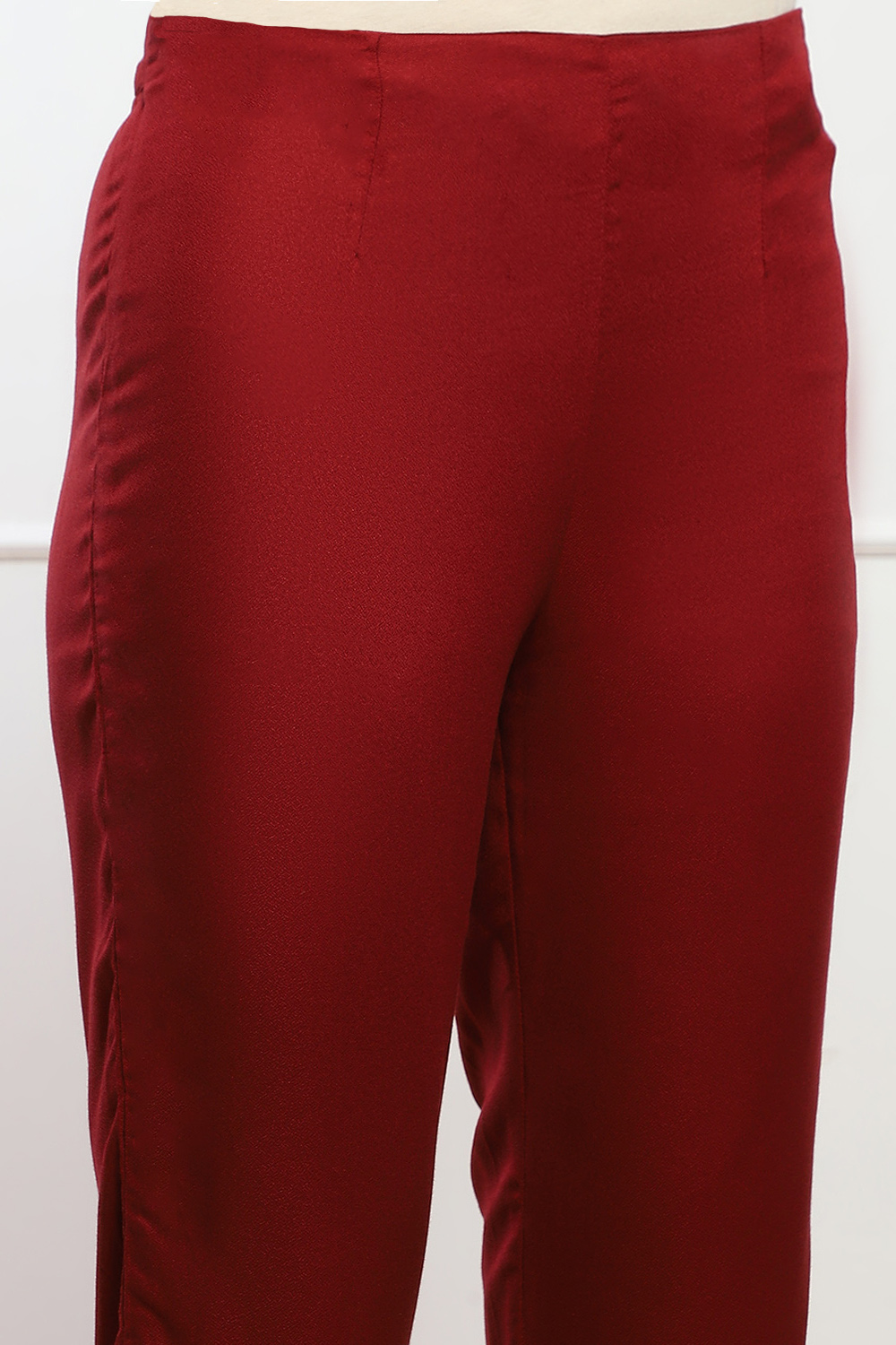 Maroon Viscose Slim Solid Pants image number 1