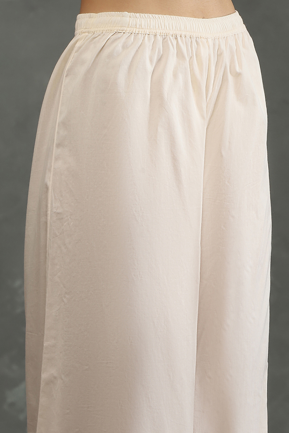 Cream-Colored Silk Chanderi Floral Printed Gathered Co-ord Set image number 2