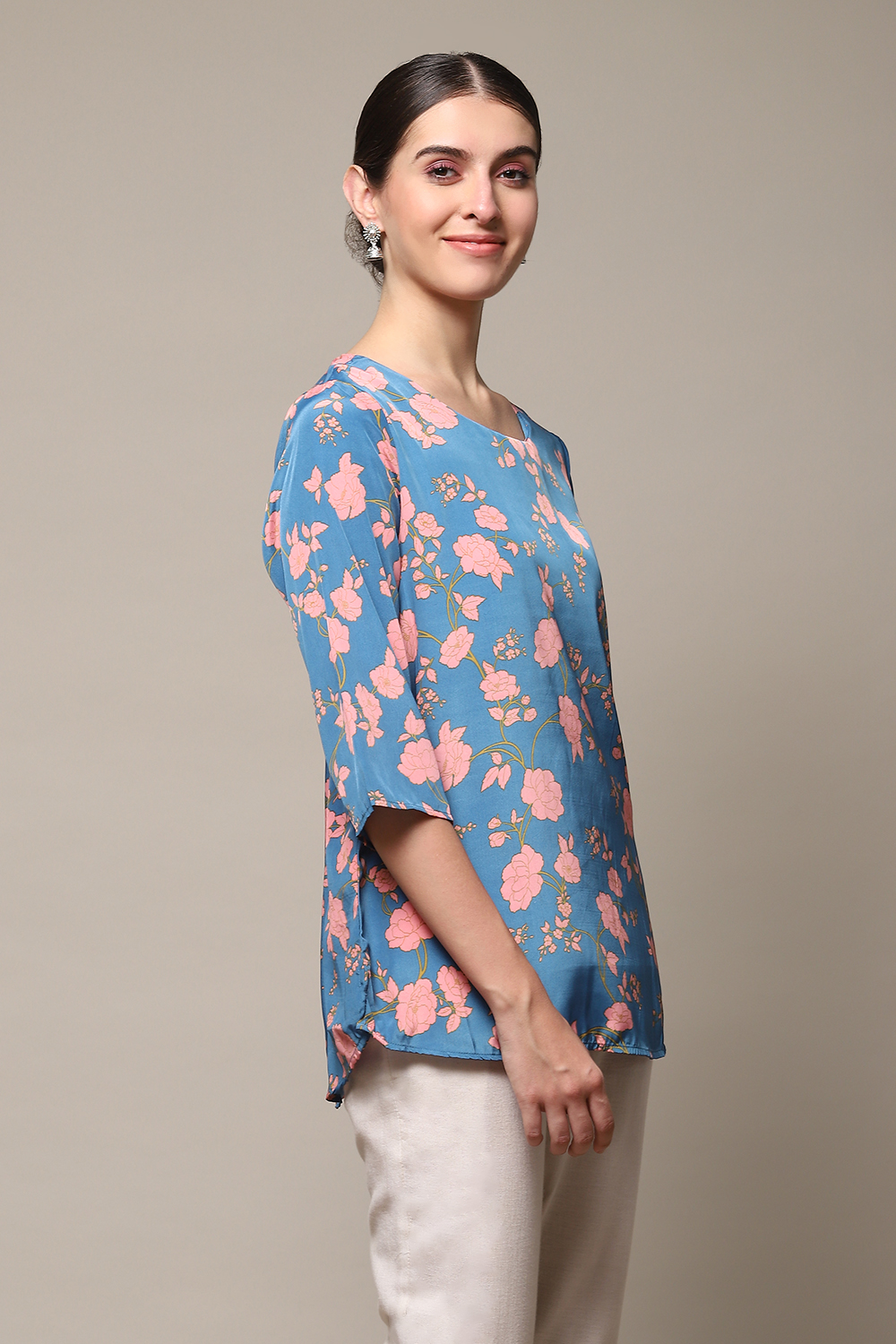 Lavender Printed Straight Kurta Palazzo Suit Set image number 3