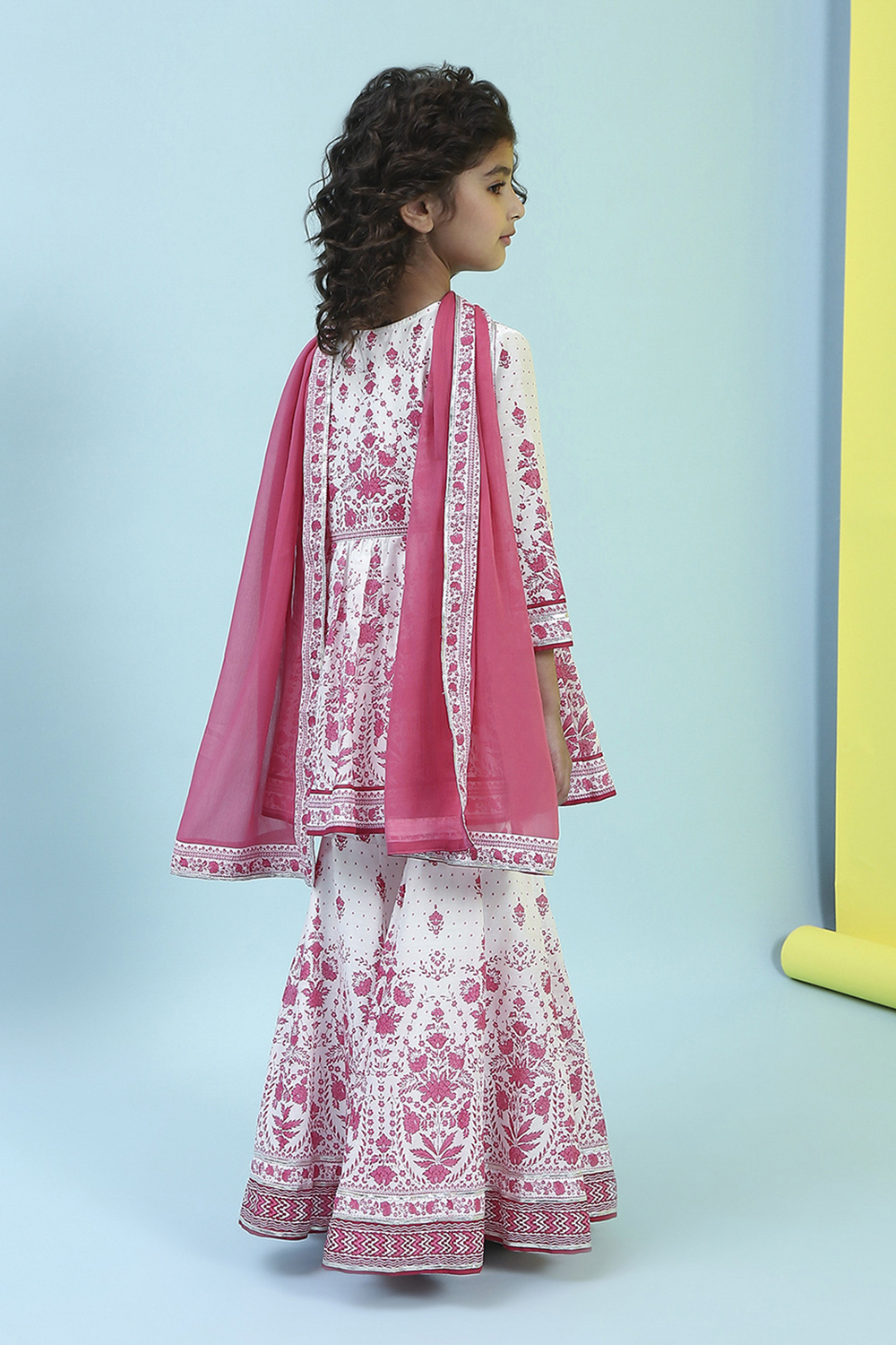 Off-White and Pink Cotton Peplum Suit Set image number 4